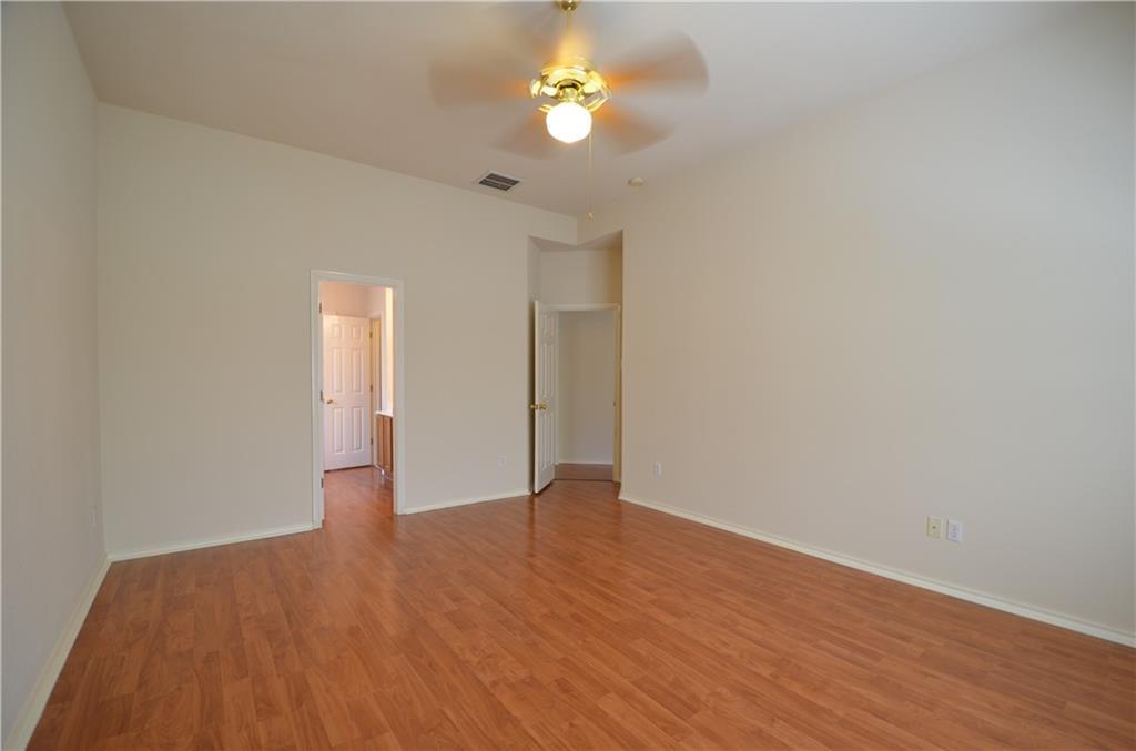 9005 Mountain Mist Ln, Round Rock, TX 78681