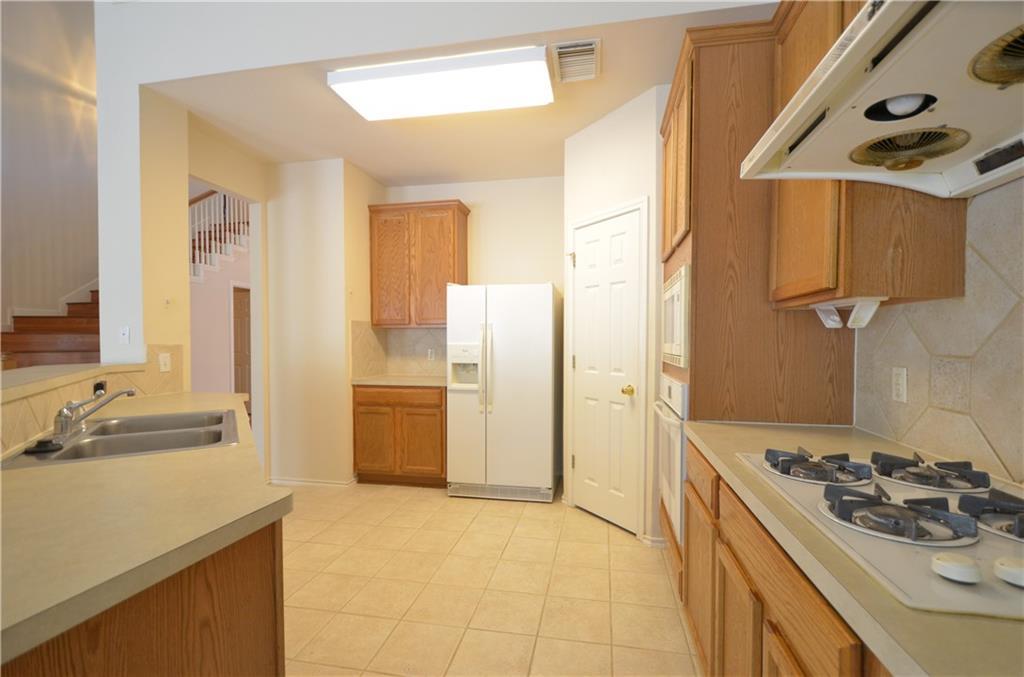 9005 Mountain Mist Ln, Round Rock, TX 78681