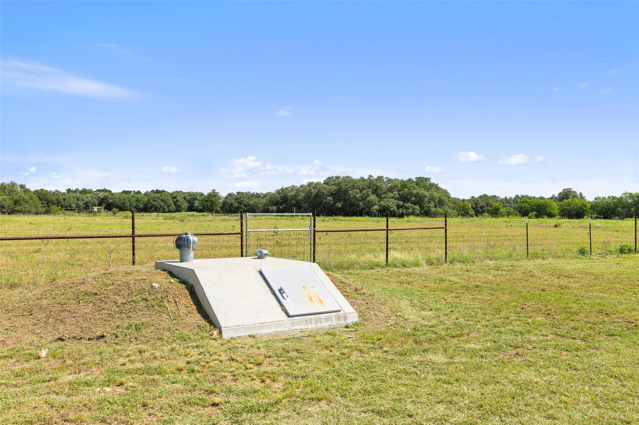 1652 County Road 307, Jarrell, TX 76537