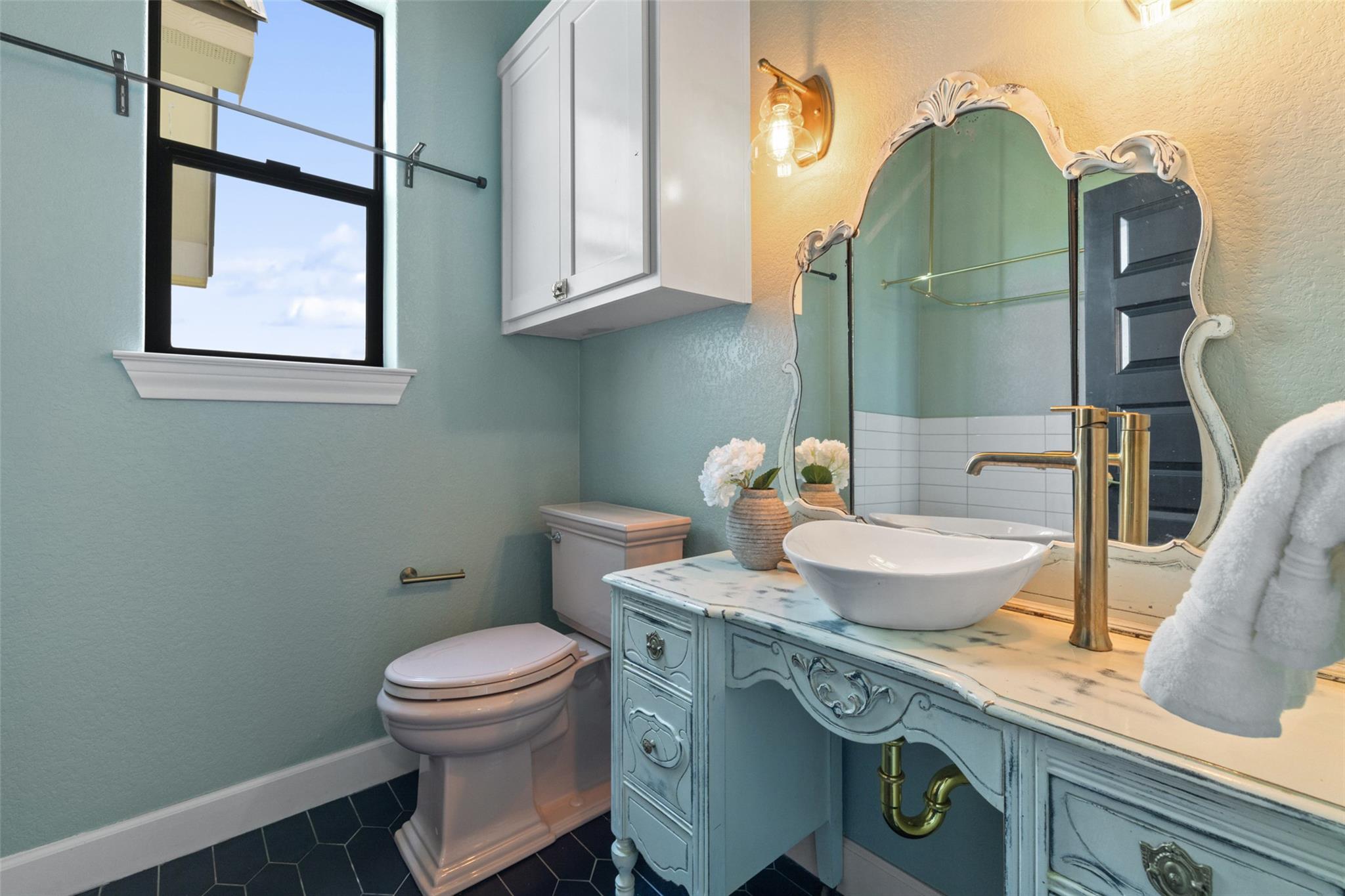 1652 County Road 307, Jarrell, TX 76537