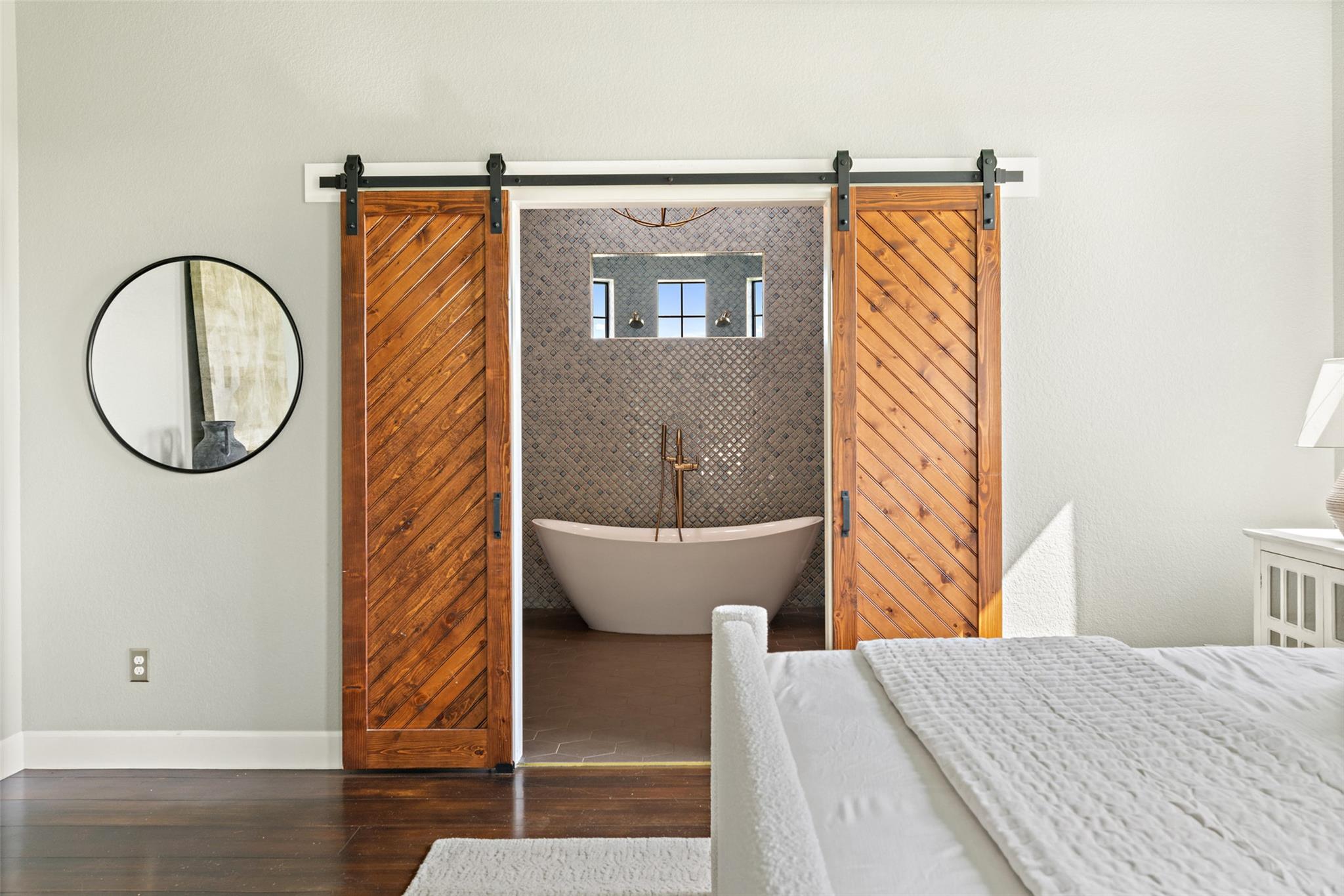 1652 County Road 307, Jarrell, TX 76537