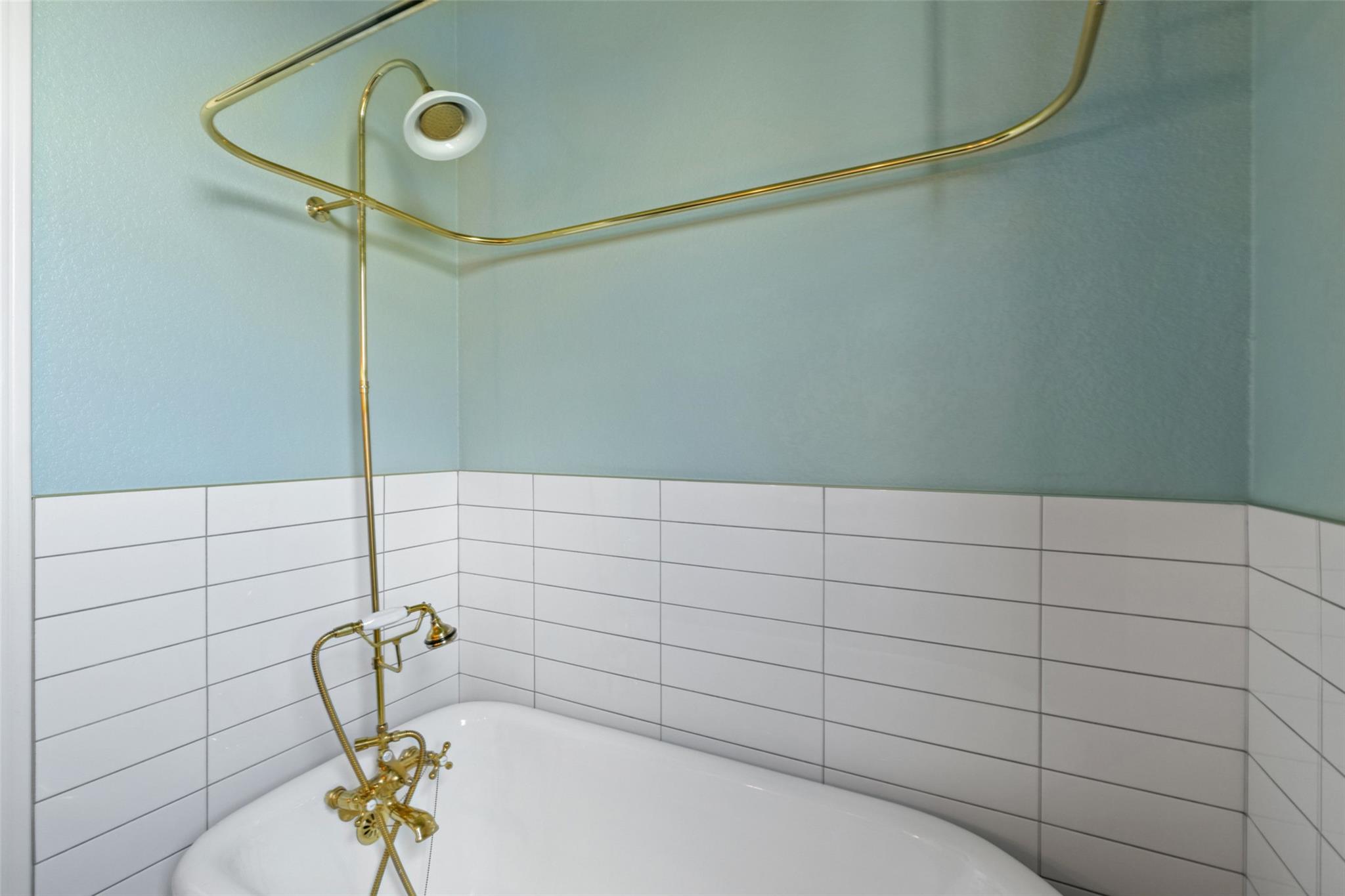 1652 County Road 307, Jarrell, TX 76537