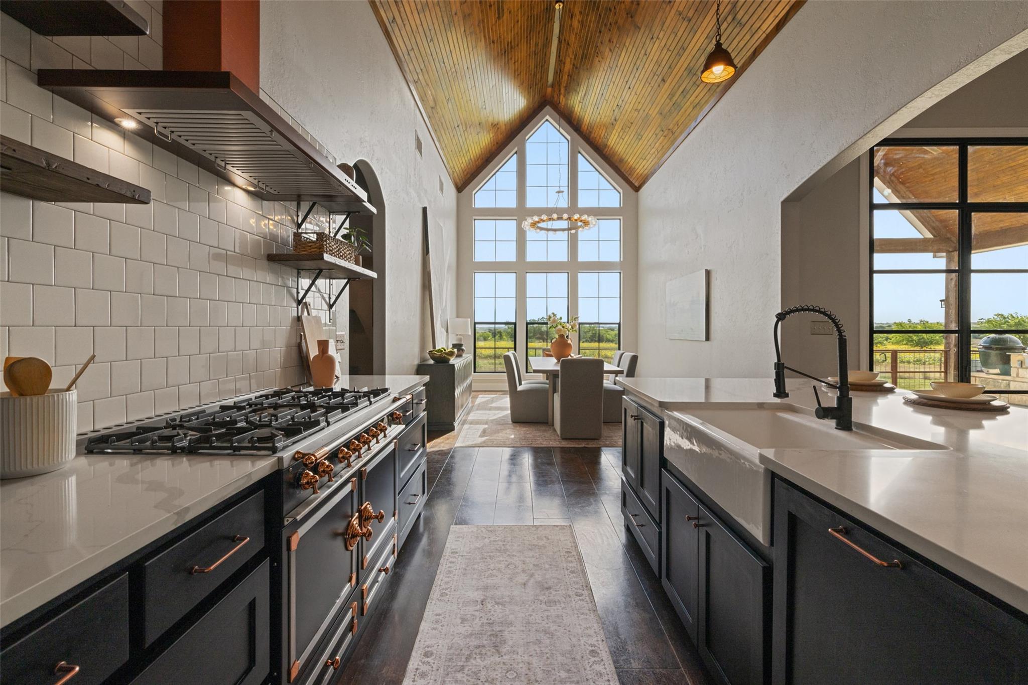 1652 County Road 307, Jarrell, TX 76537