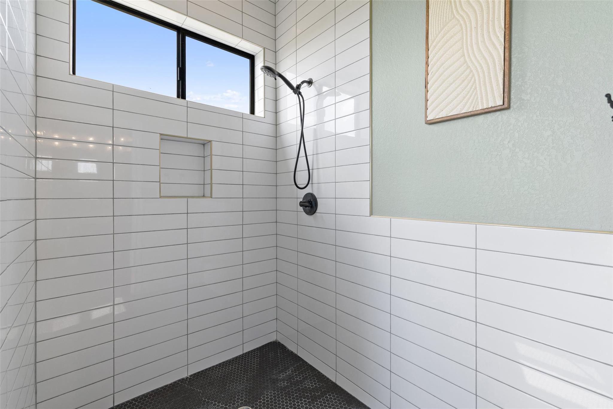 1652 County Road 307, Jarrell, TX 76537