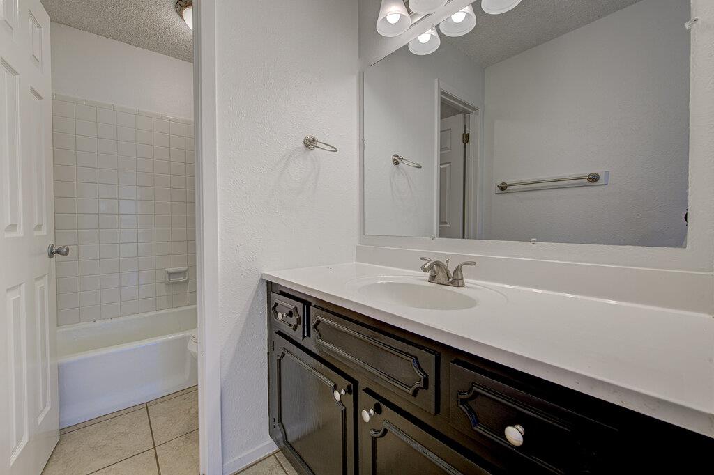 1200 Westcott Dr # A, Round Rock, TX 78664