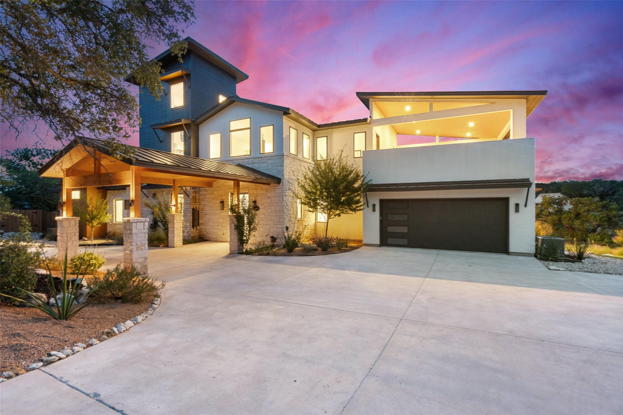 1502 Pace Bend Rd S, Spicewood, TX 78669