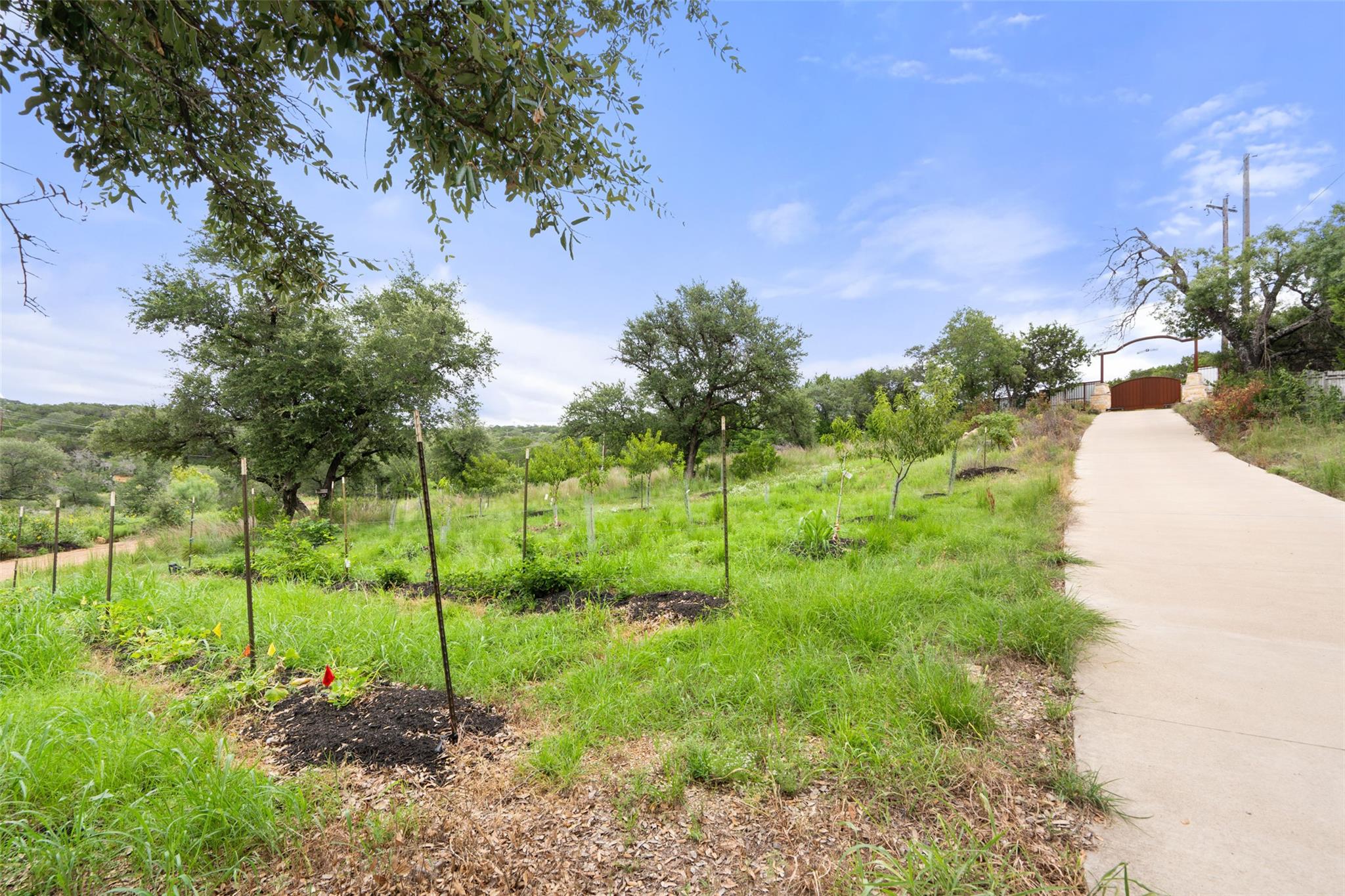 1502 Pace Bend Rd S, Spicewood, TX 78669