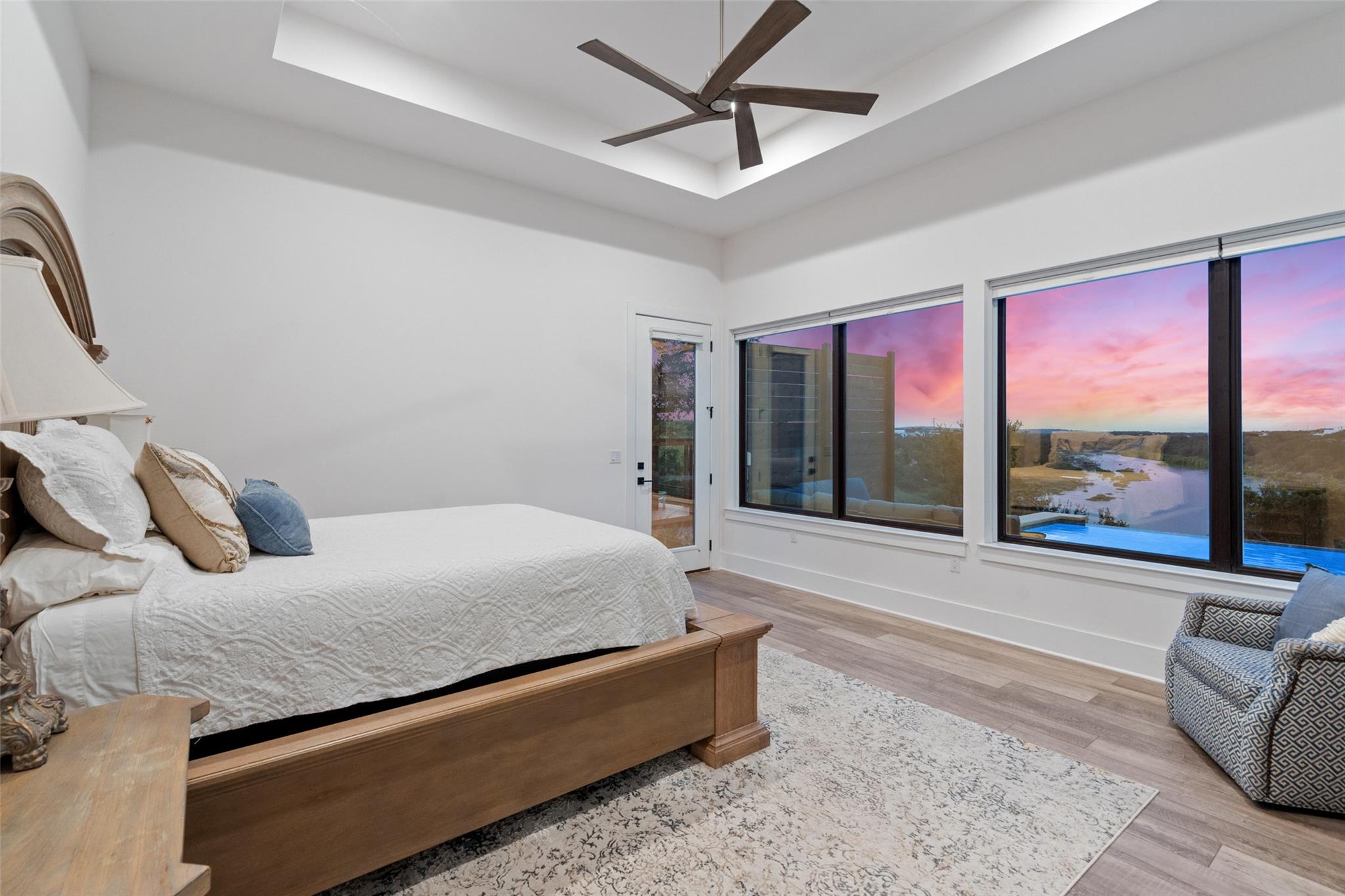 1502 Pace Bend Rd S, Spicewood, TX 78669