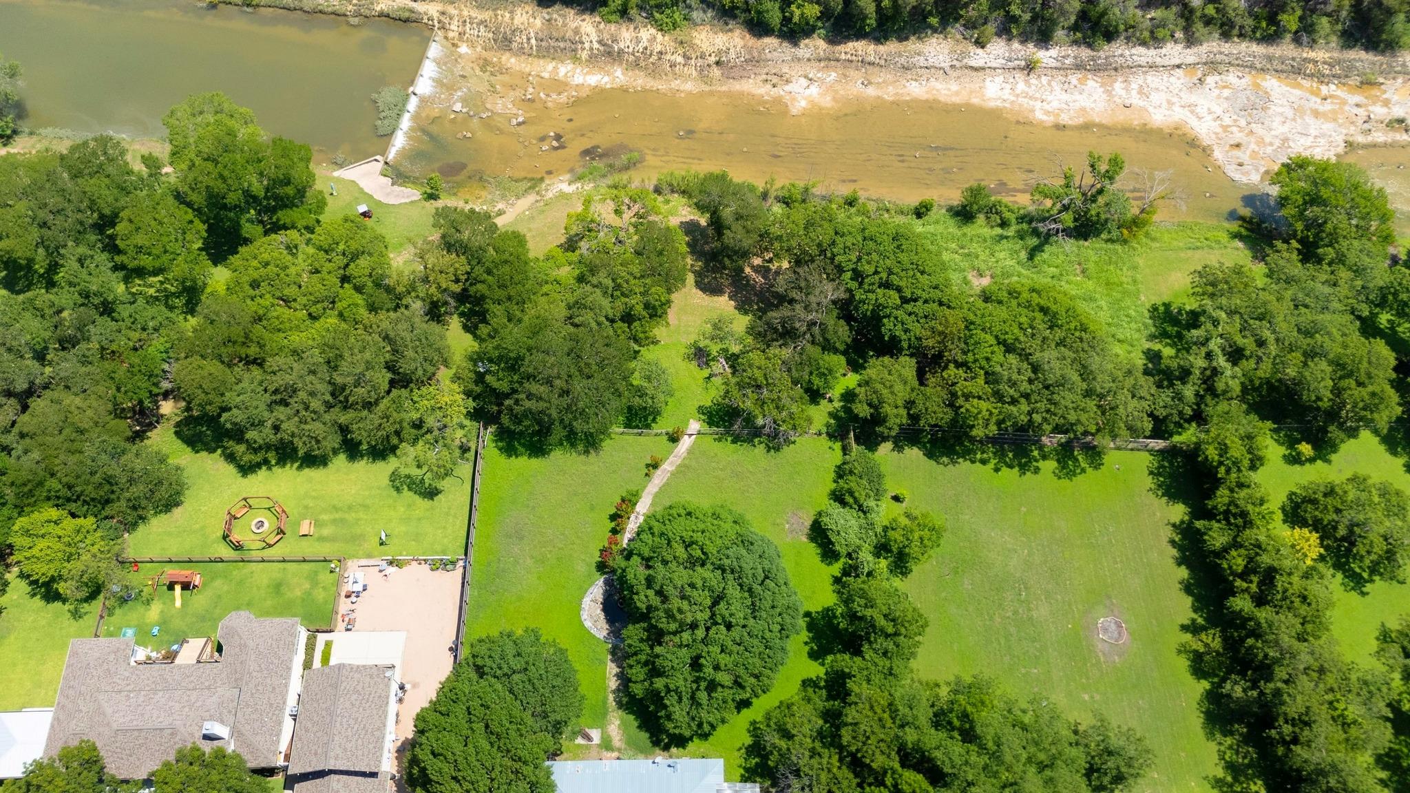 1001 S Gabriel Dr, Leander, TX 78641