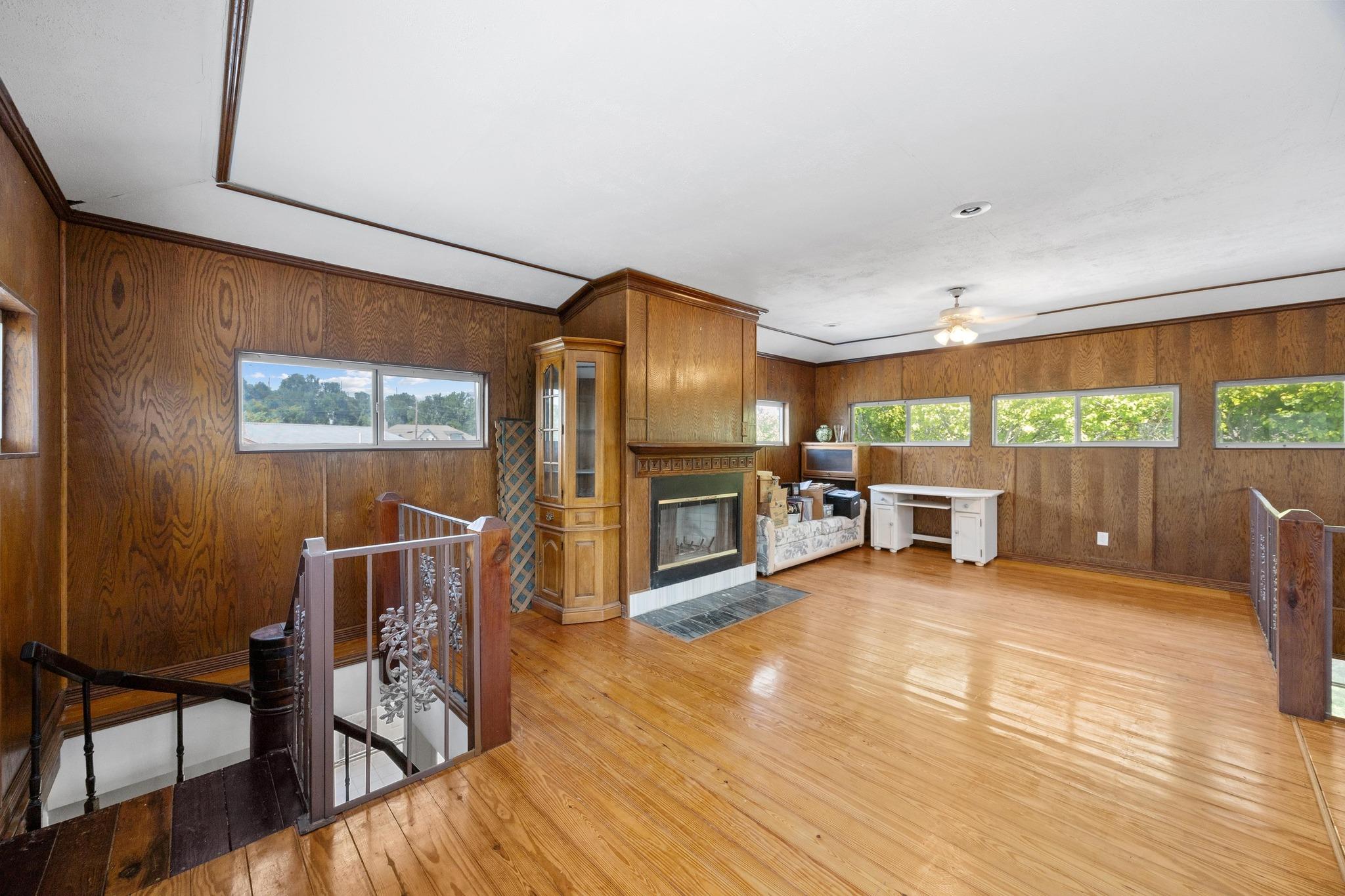 1001 S Gabriel Dr, Leander, TX 78641