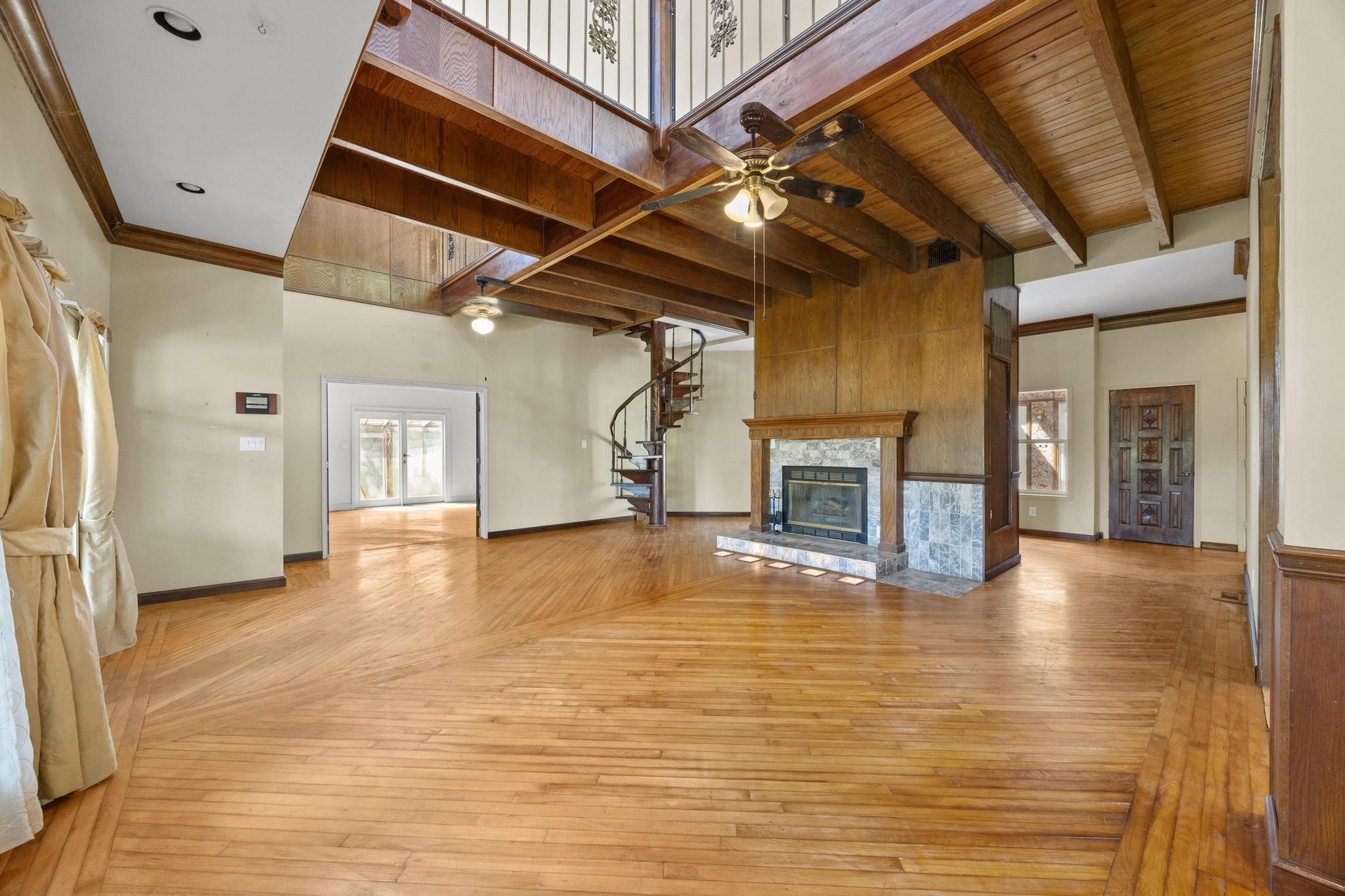 1001 S Gabriel Dr, Leander, TX 78641