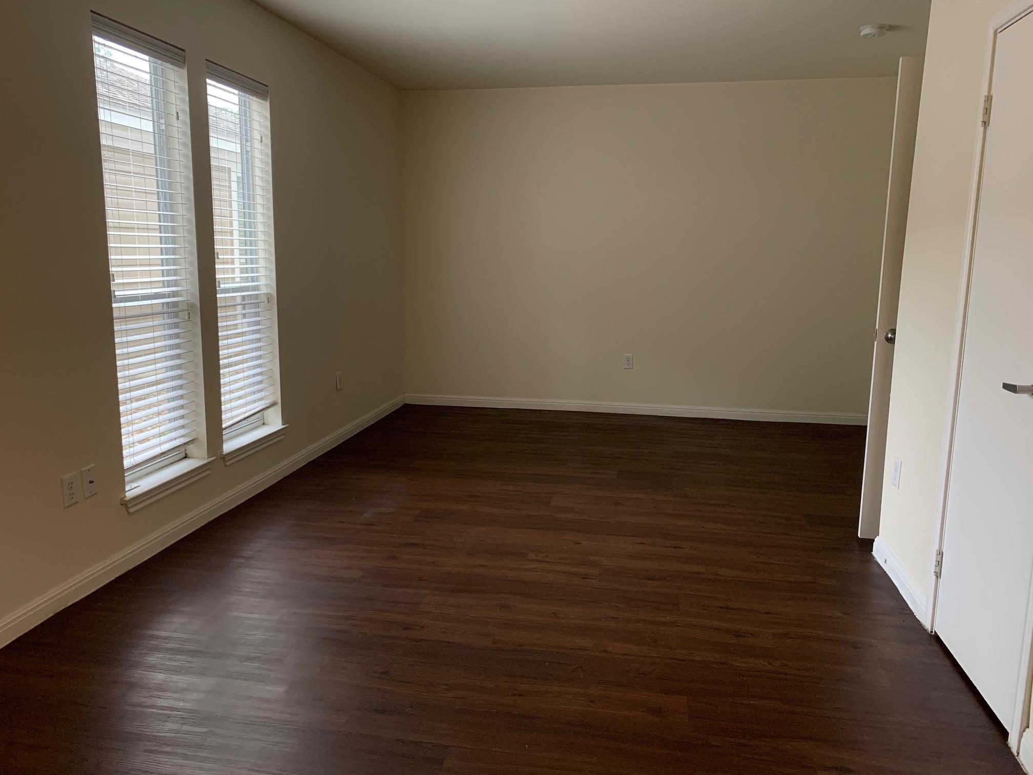 2512 Durwood St # 105, Austin, TX 78704