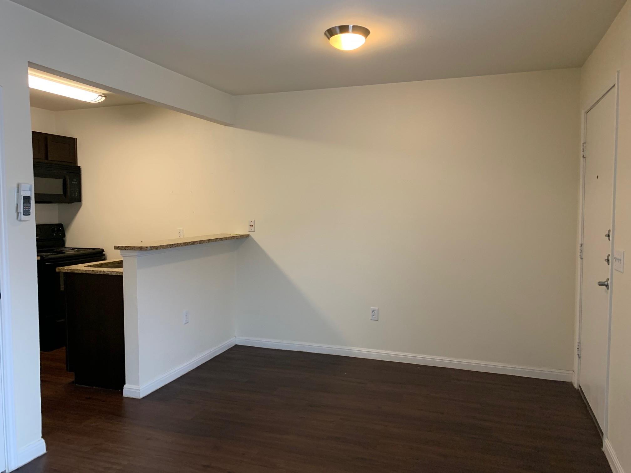 2512 Durwood St # 105, Austin, TX 78704
