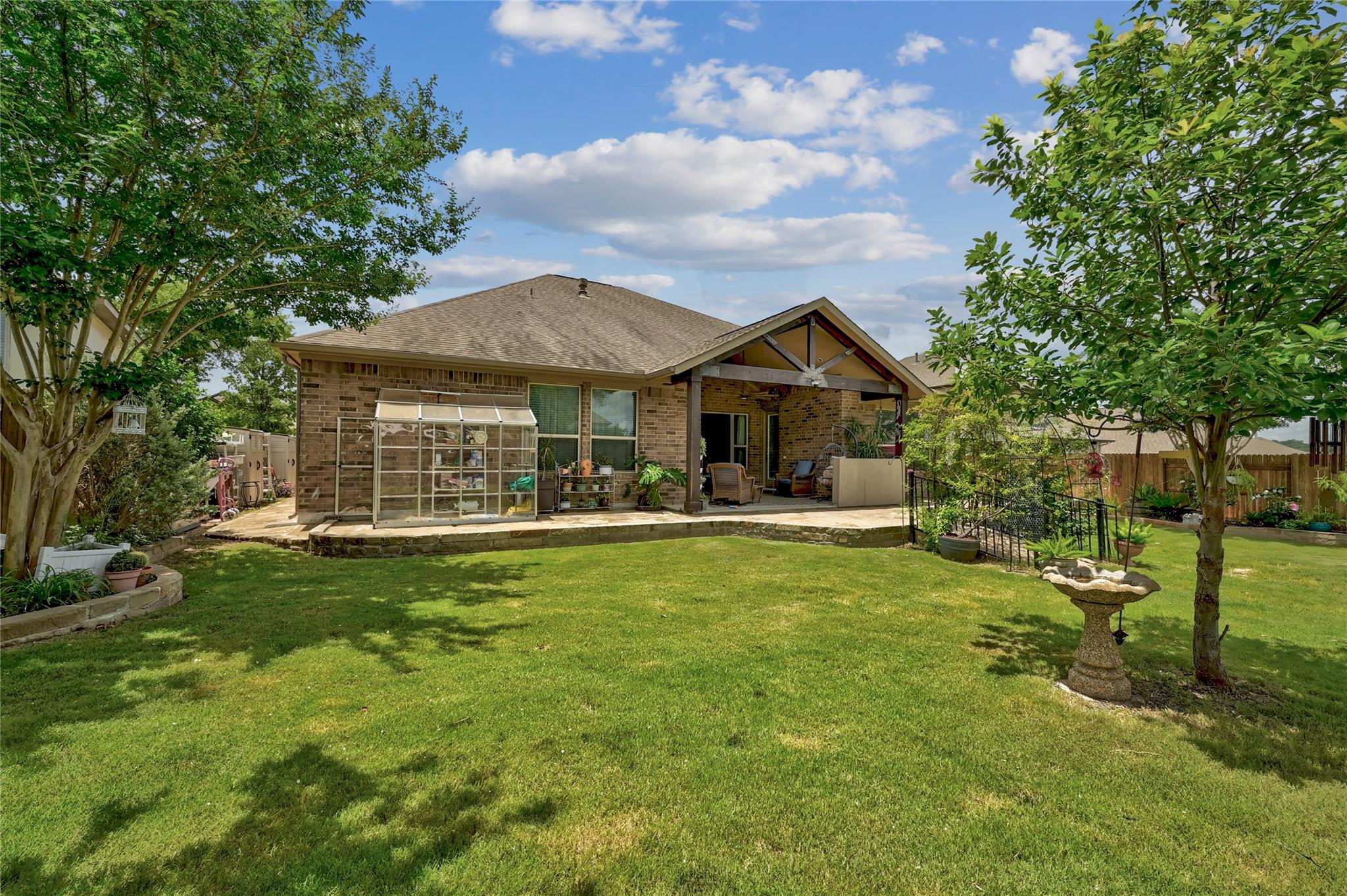 304 Wynnpage Dr, Dripping Springs, TX 78620