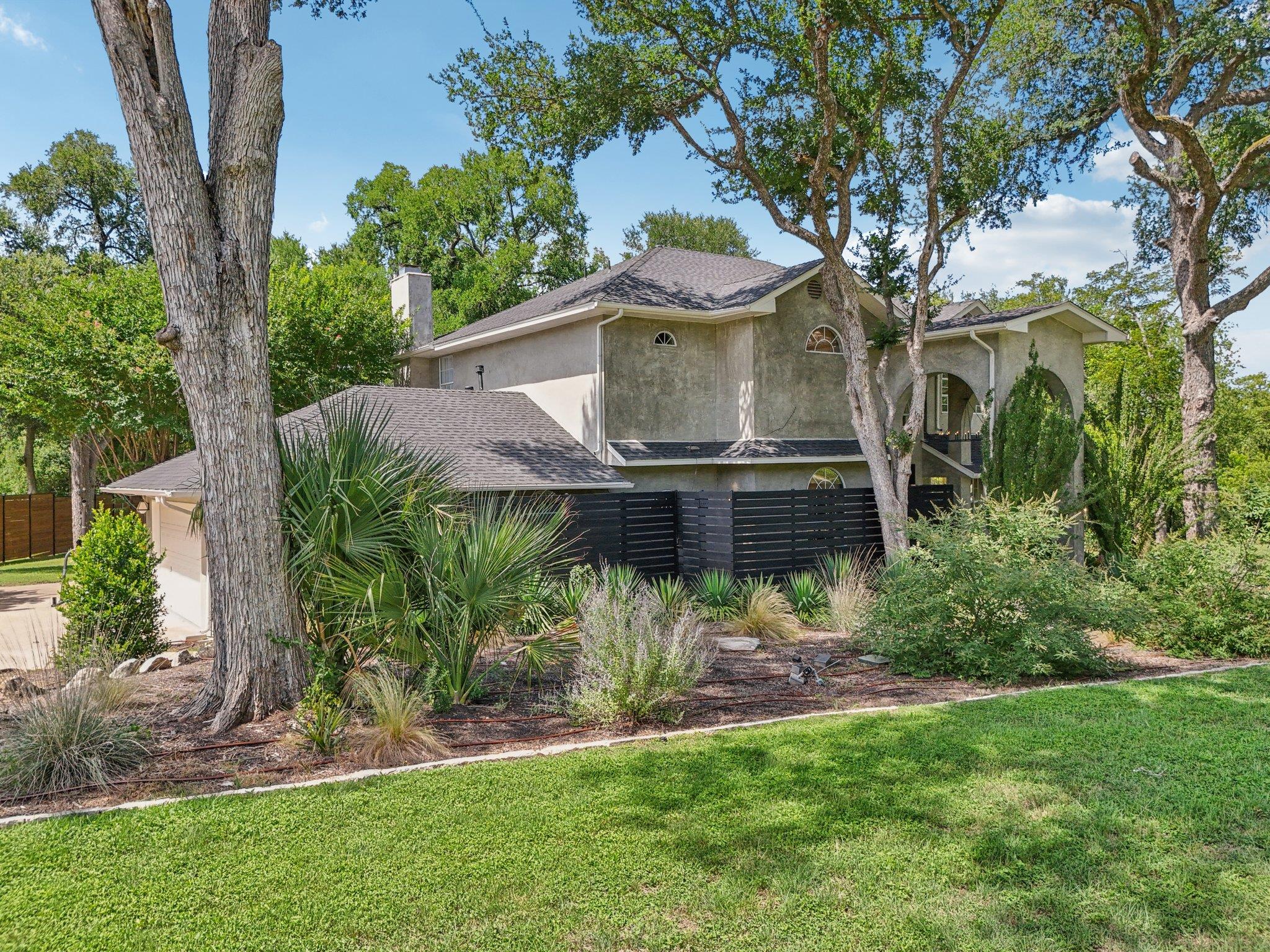 8310 Lewis Mountain Dr, Austin, TX 78737