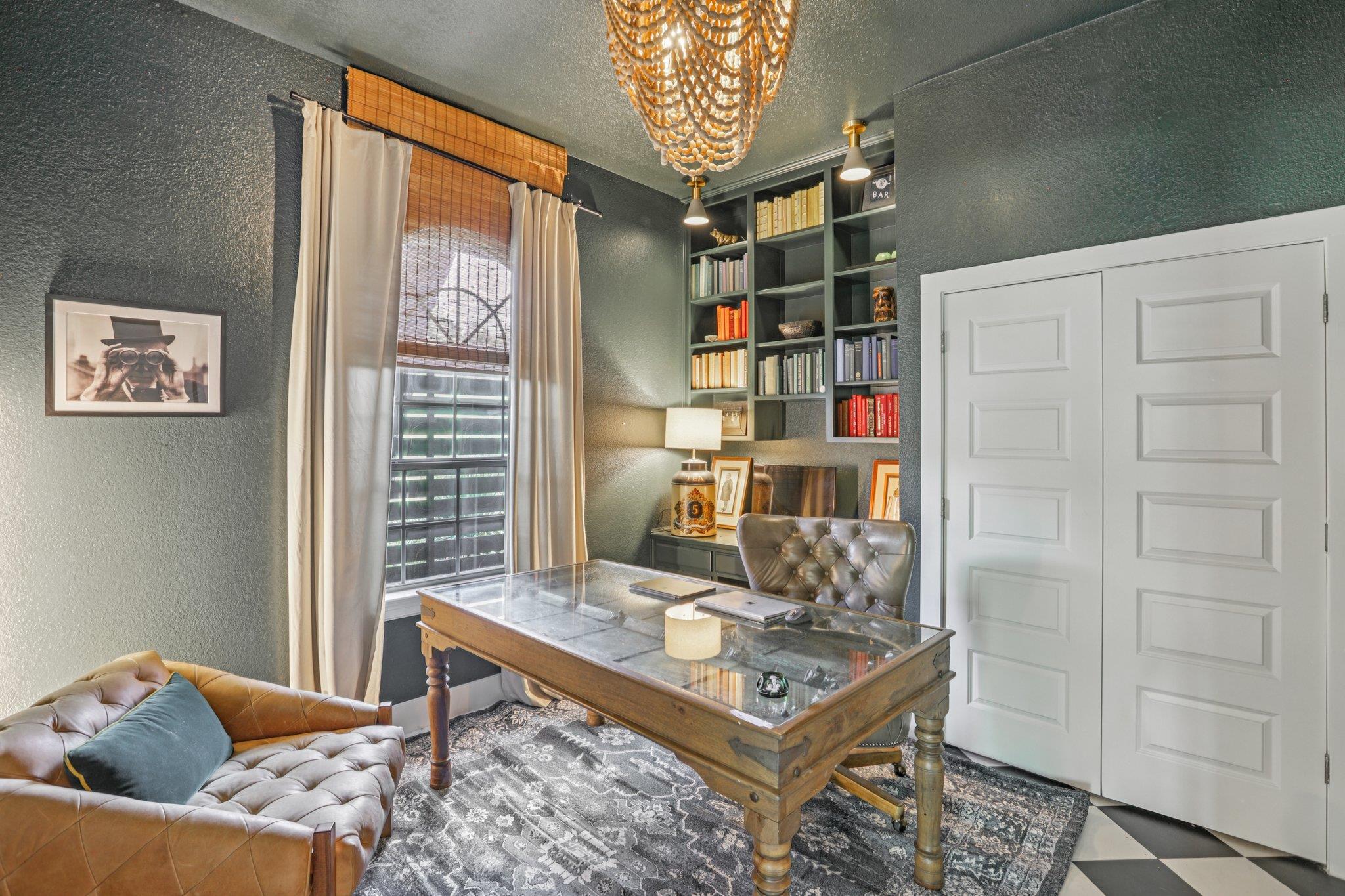 8310 Lewis Mountain Dr, Austin, TX 78737