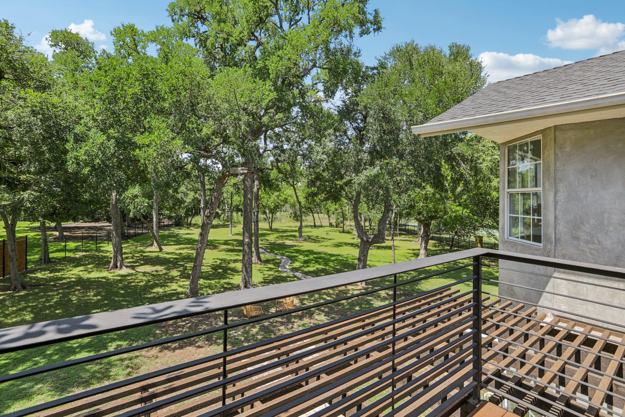 8310 Lewis Mountain Dr, Austin, TX 78737