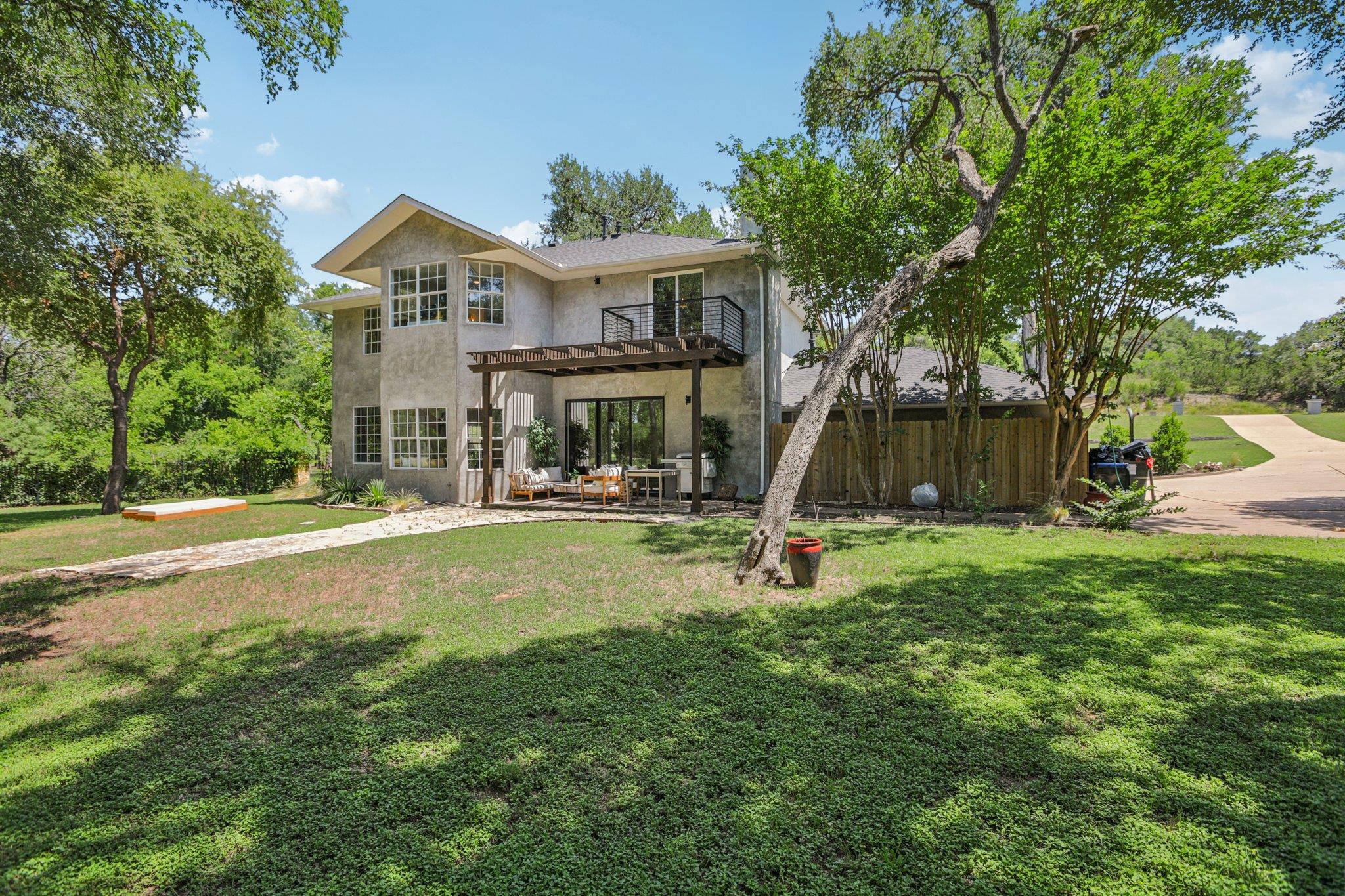 8310 Lewis Mountain Dr, Austin, TX 78737