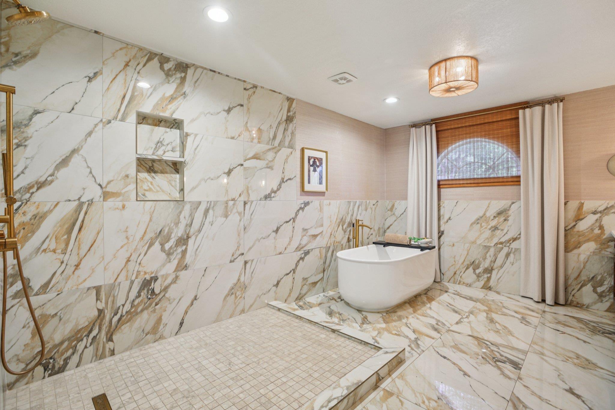 8310 Lewis Mountain Dr, Austin, TX 78737