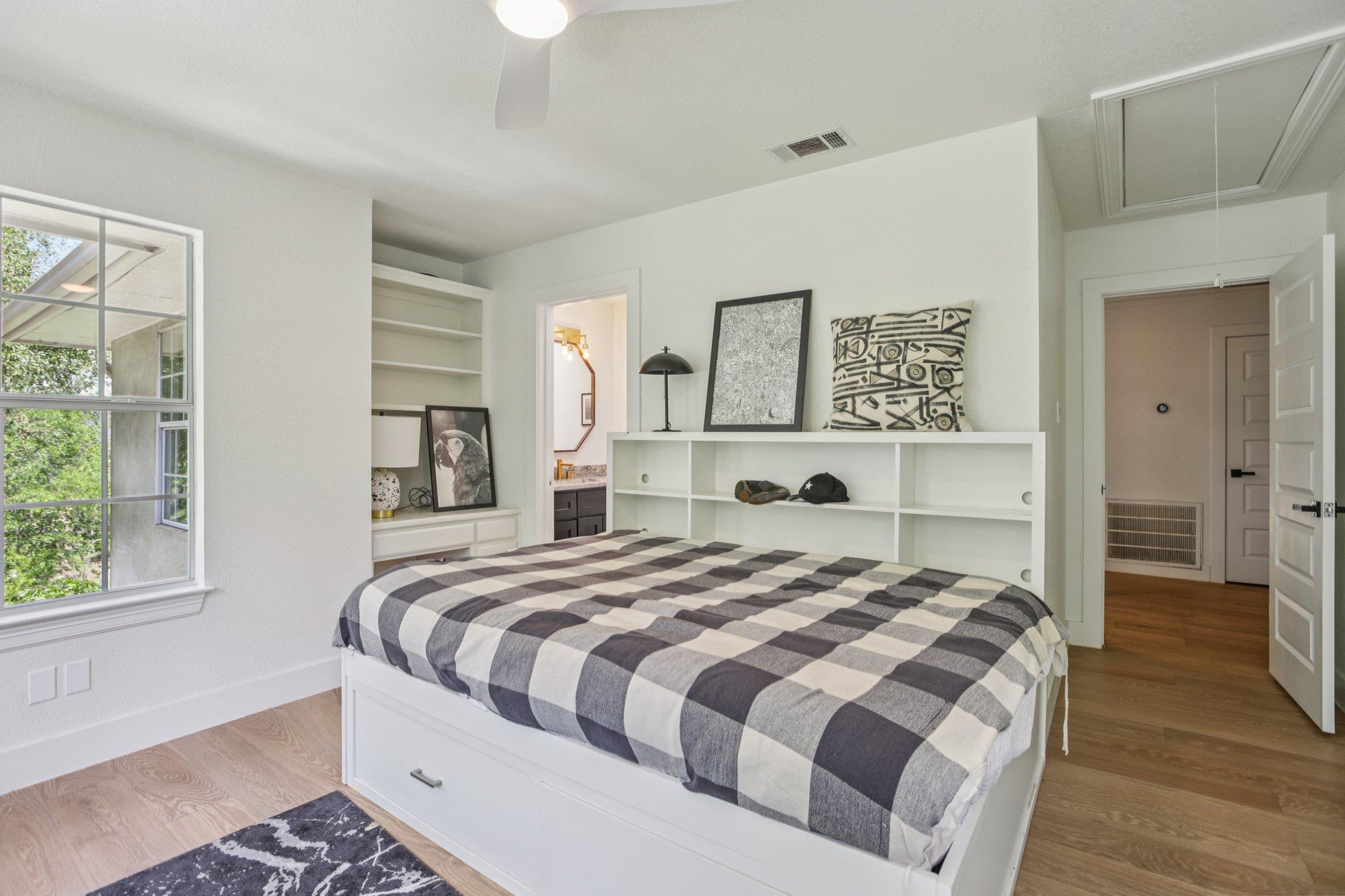 8310 Lewis Mountain Dr, Austin, TX 78737