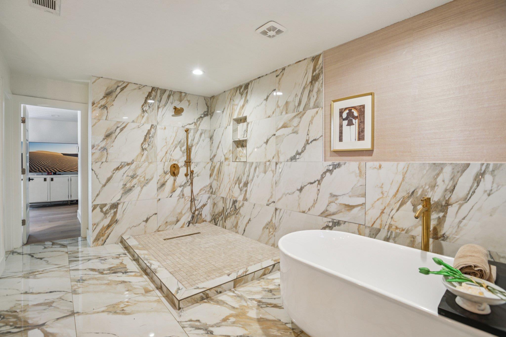 8310 Lewis Mountain Dr, Austin, TX 78737