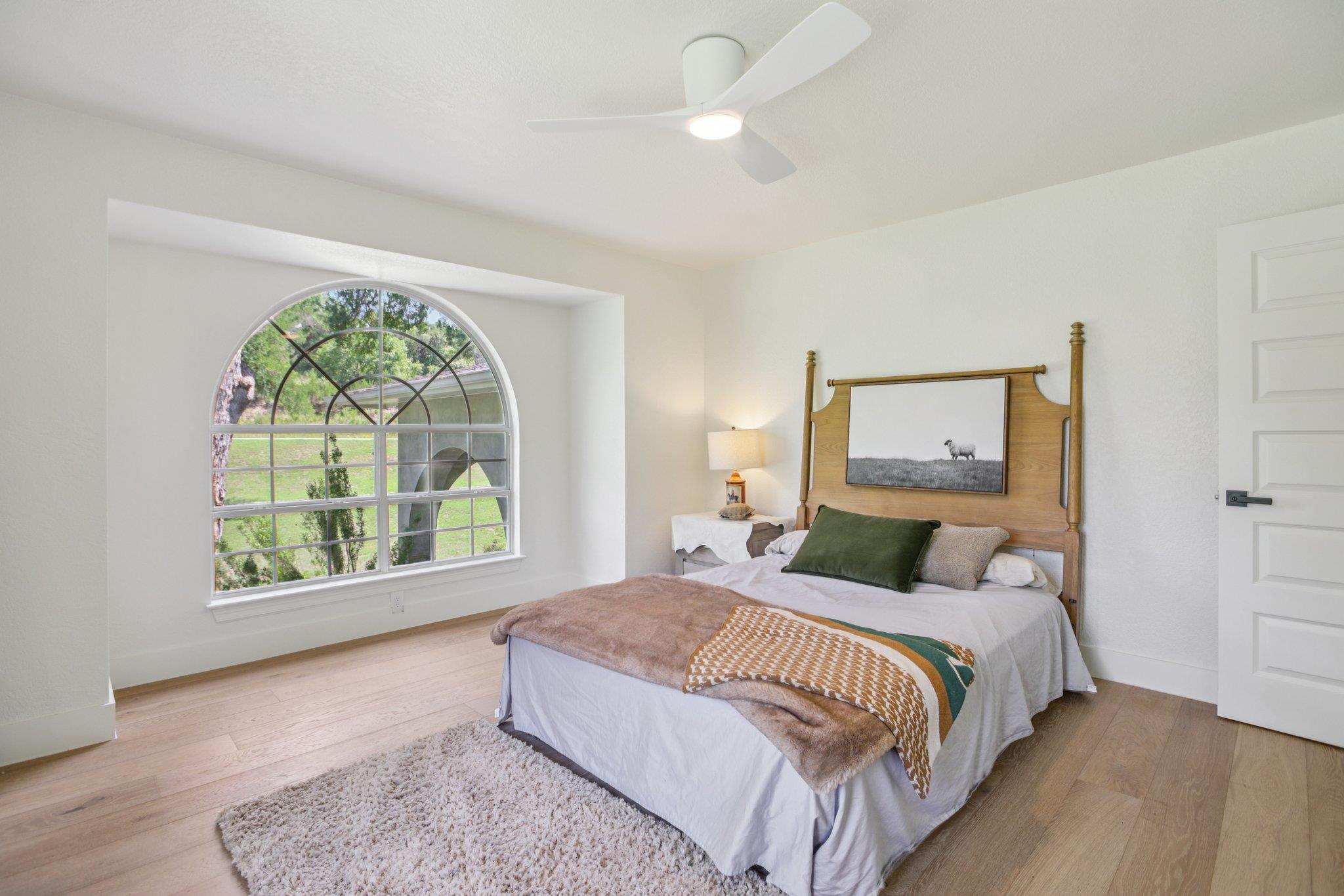 8310 Lewis Mountain Dr, Austin, TX 78737