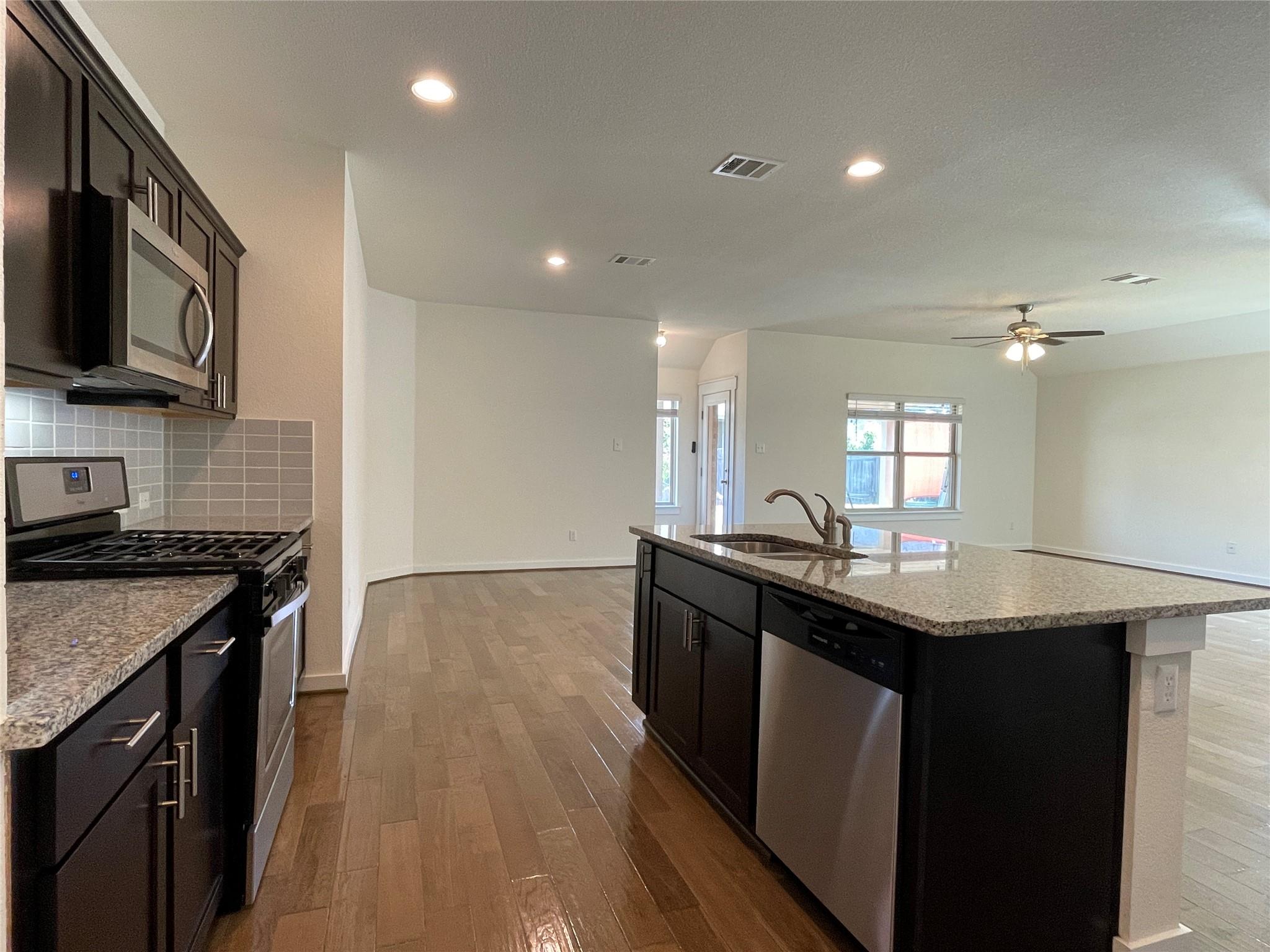 11920 Emerald Springs Ln, Manor, TX 78653
