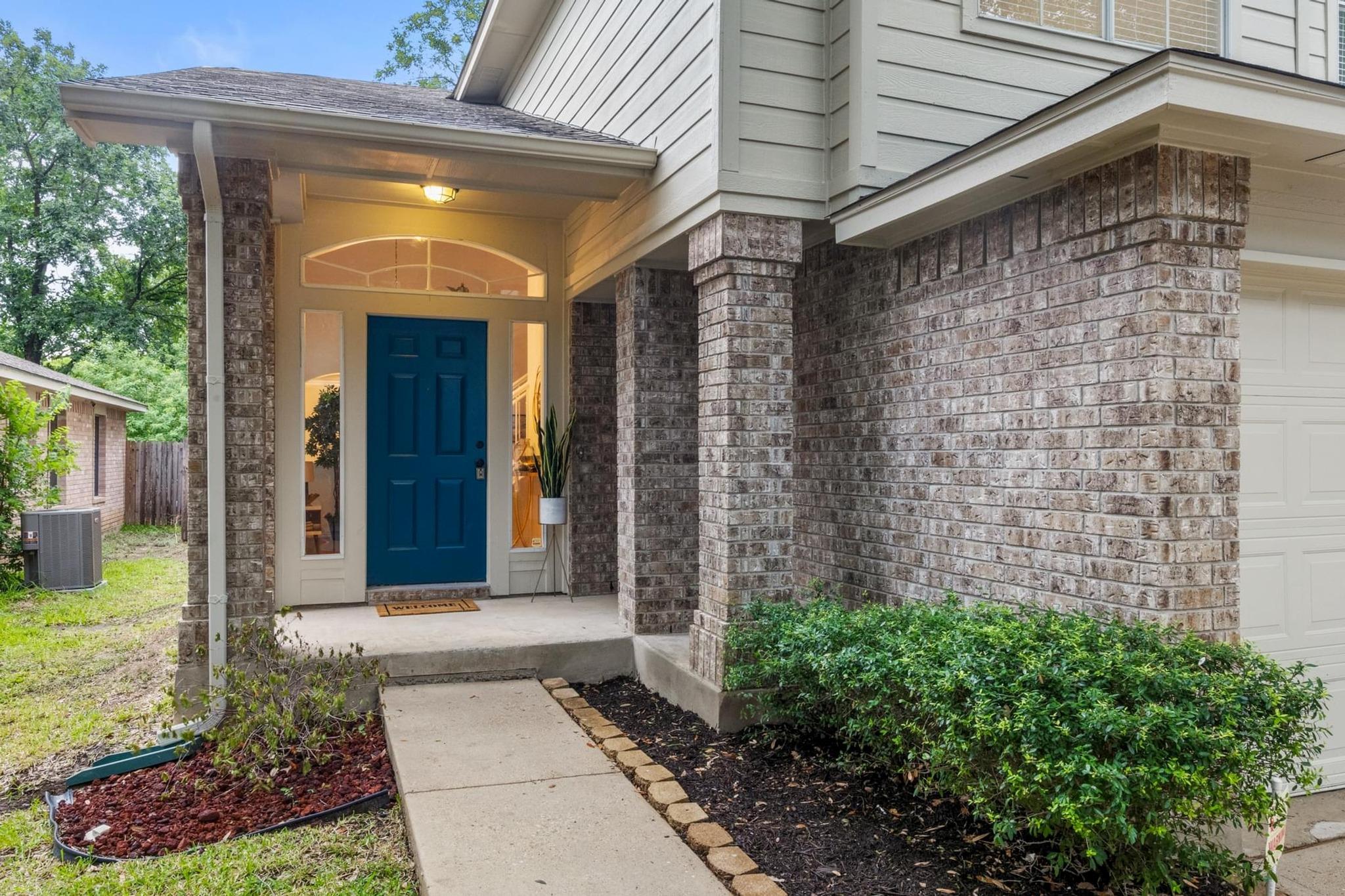 1449 SIR THOPAS Trl, Austin, TX 78748