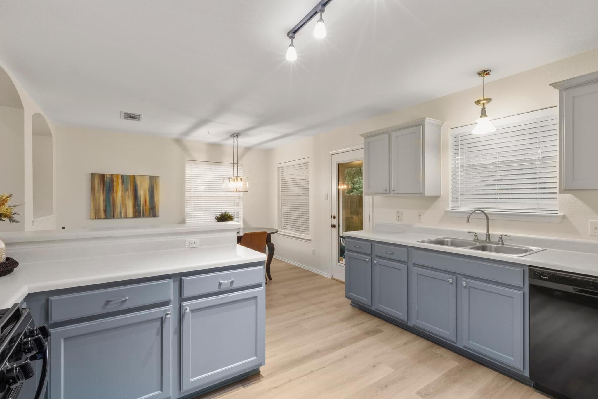 1449 SIR THOPAS Trl, Austin, TX 78748