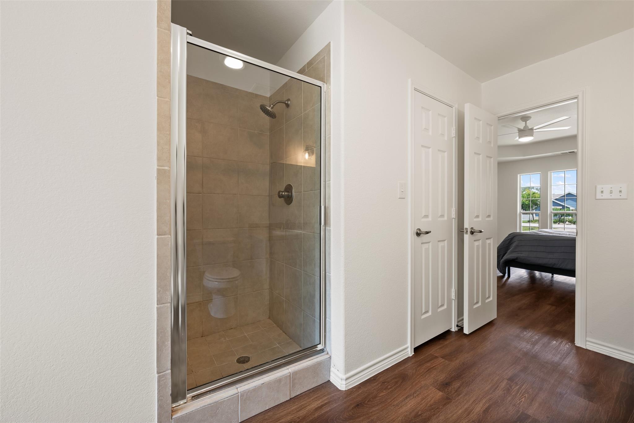 104 Live Oak Cir, Bertram, TX 78605