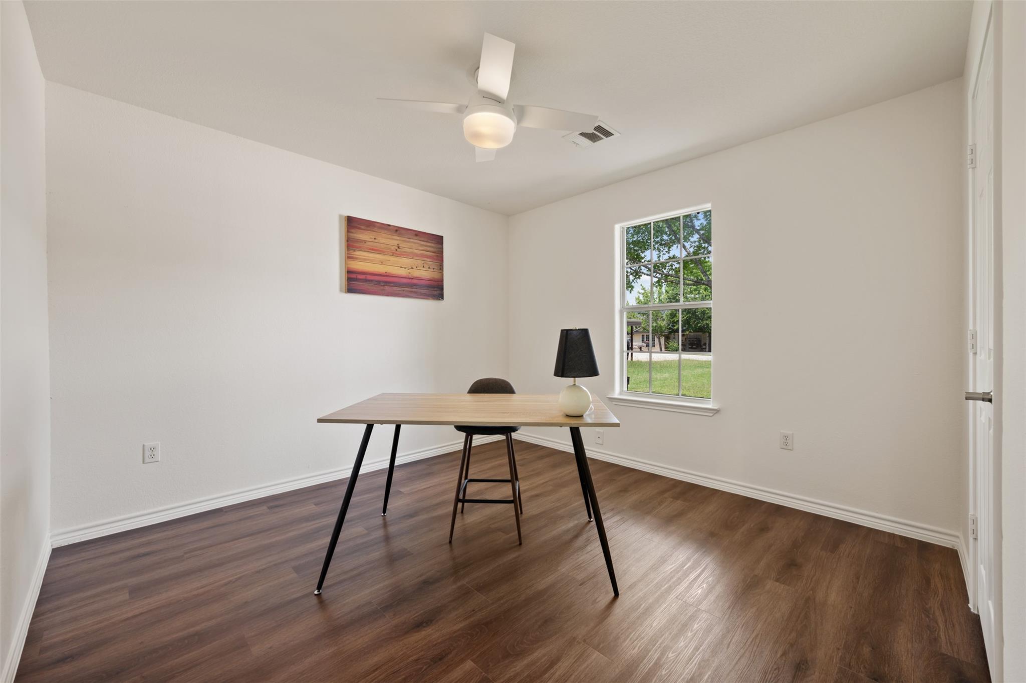 104 Live Oak Cir, Bertram, TX 78605