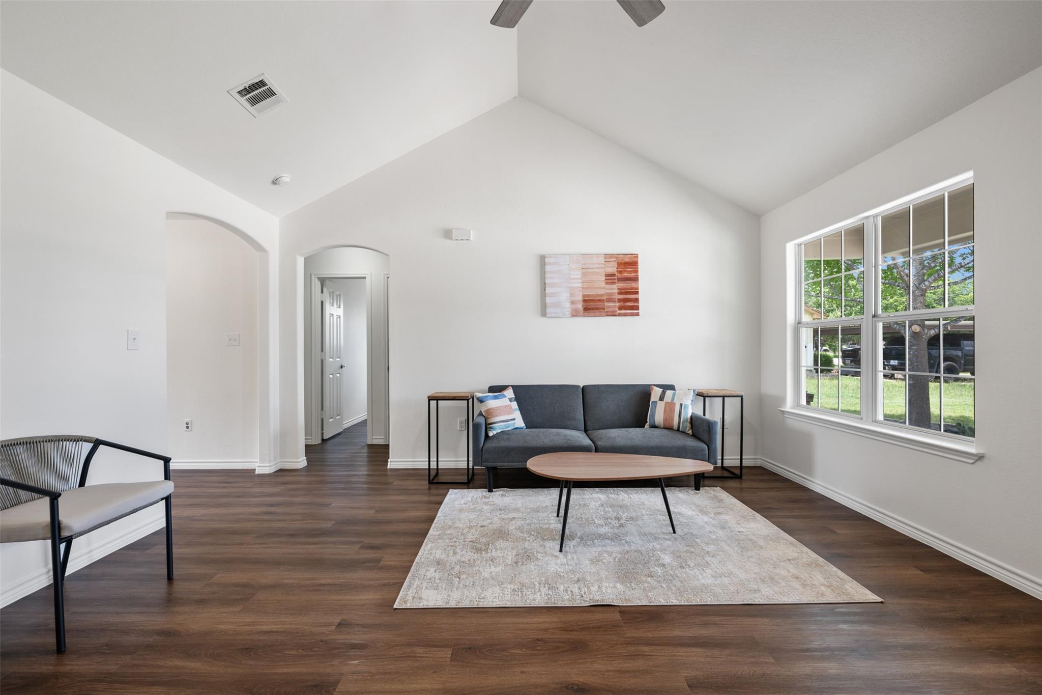 104 Live Oak Cir, Bertram, TX 78605