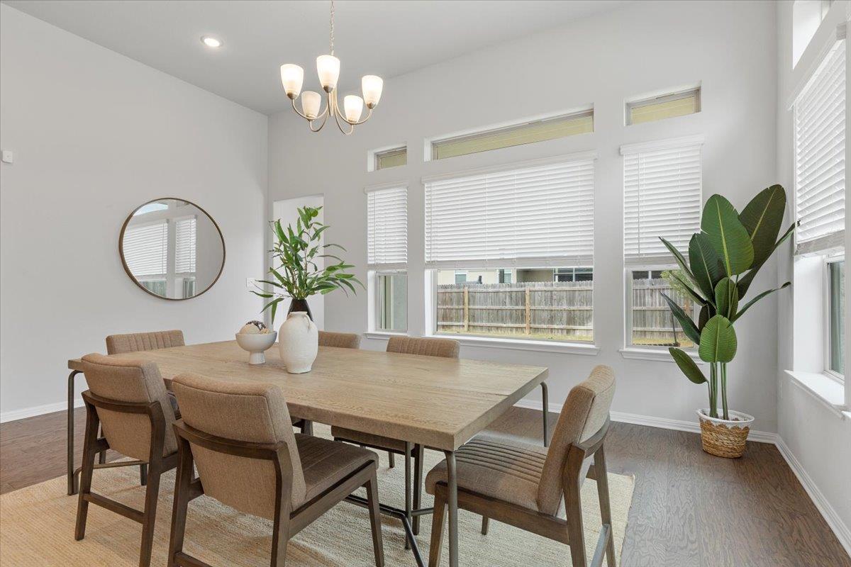 271 Eclipse Dr, Austin, TX 78737