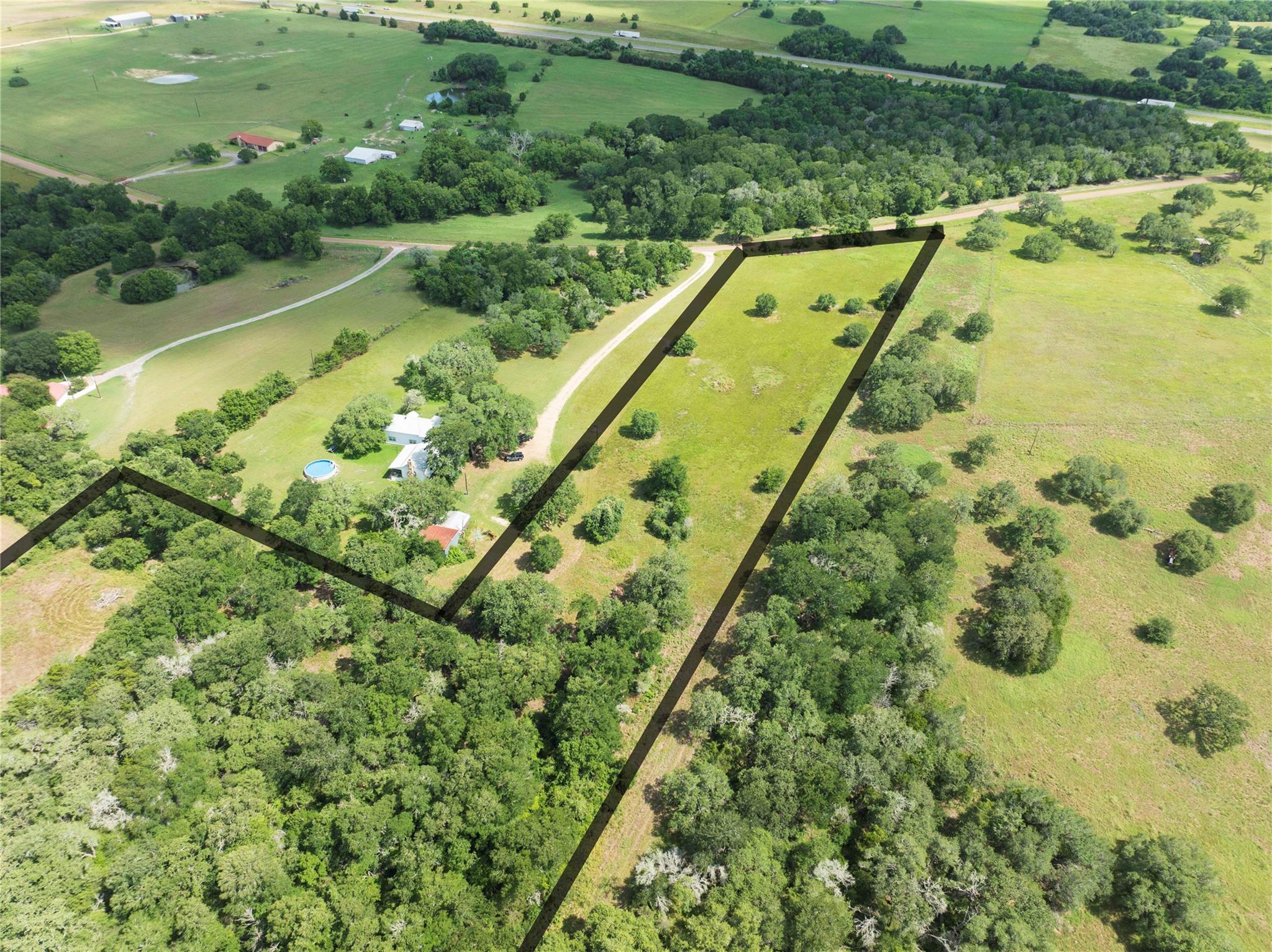 000 Hranicky Rd, Schulenburg, TX 78956