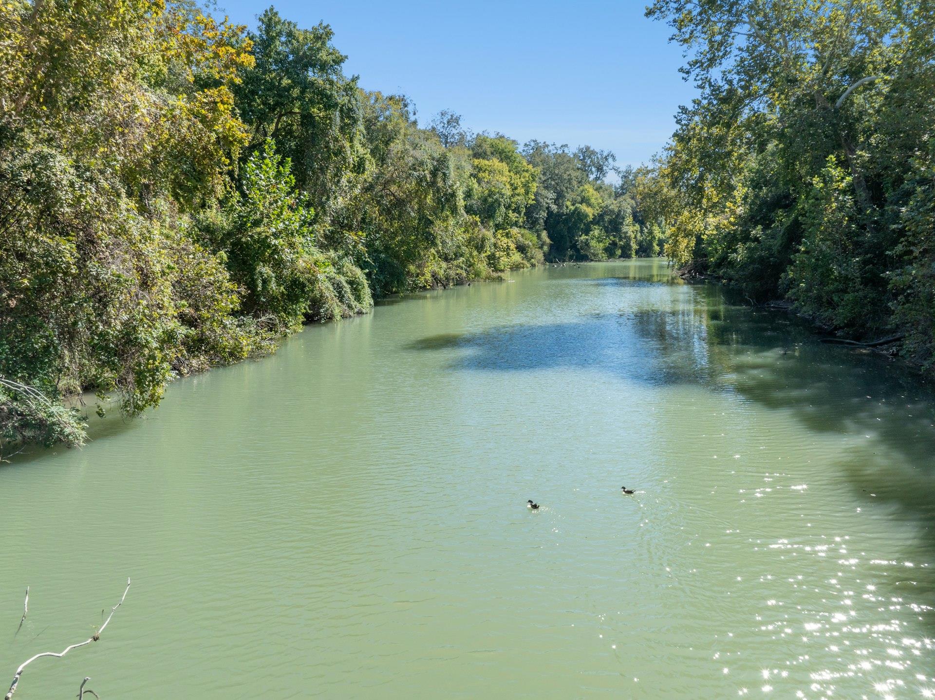 1112 County Road 255, Gonzales, TX 78629