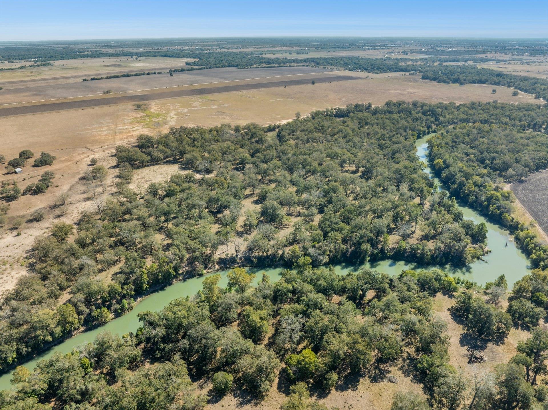 1112 County Road 255, Gonzales, TX 78629