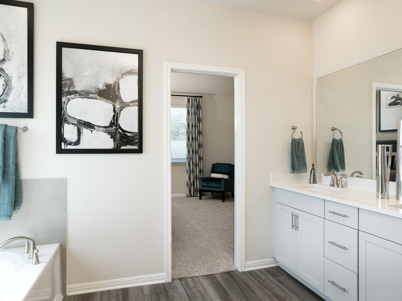 574 Banff Dr, Kyle, TX 78640