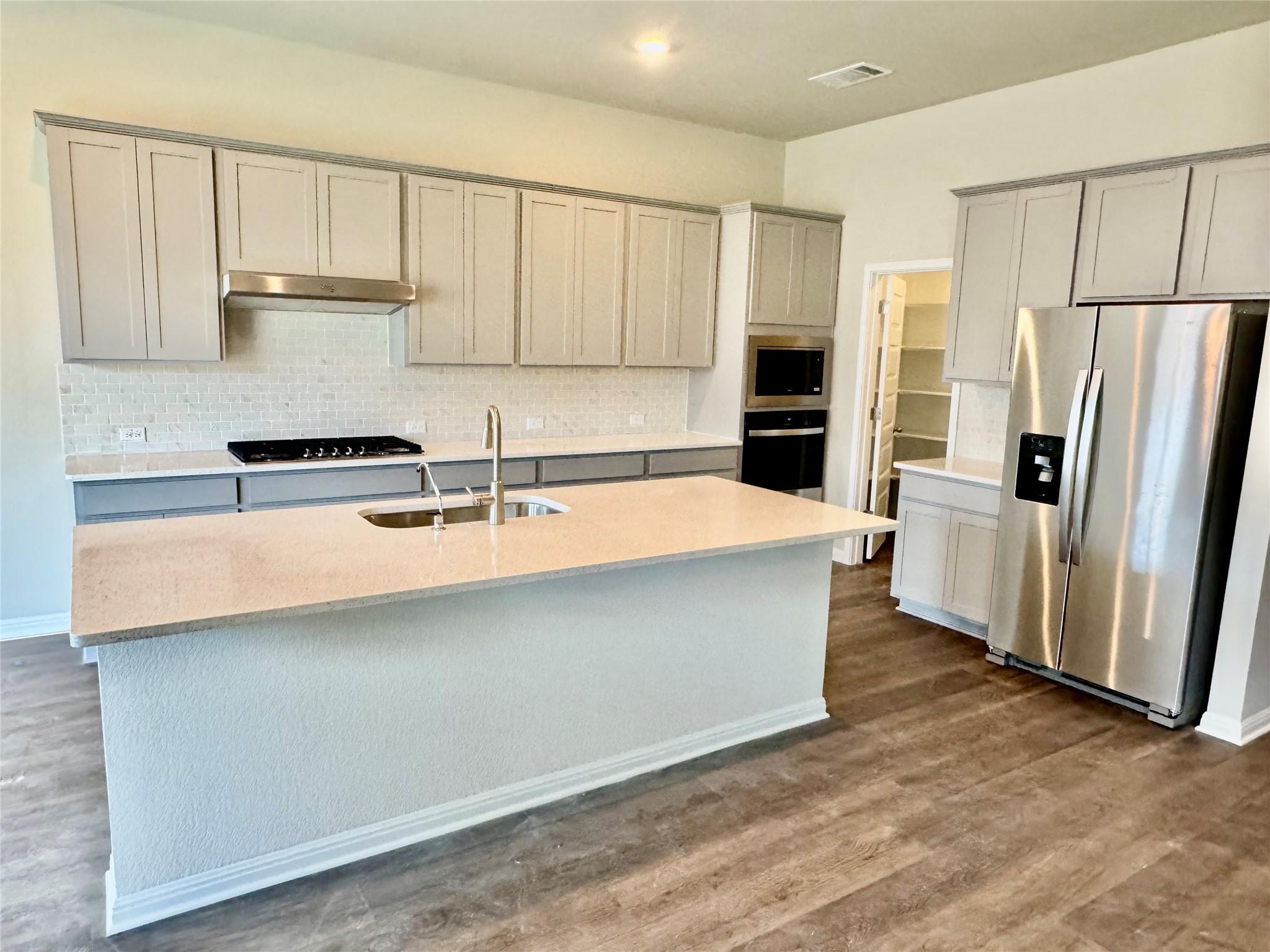 574 Banff Dr, Kyle, TX 78640