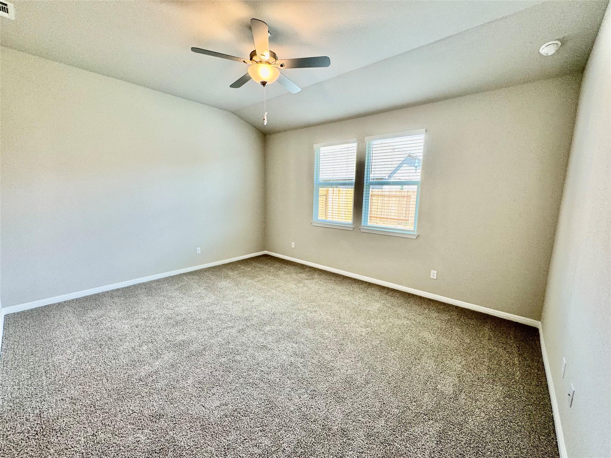 574 Banff Dr, Kyle, TX 78640