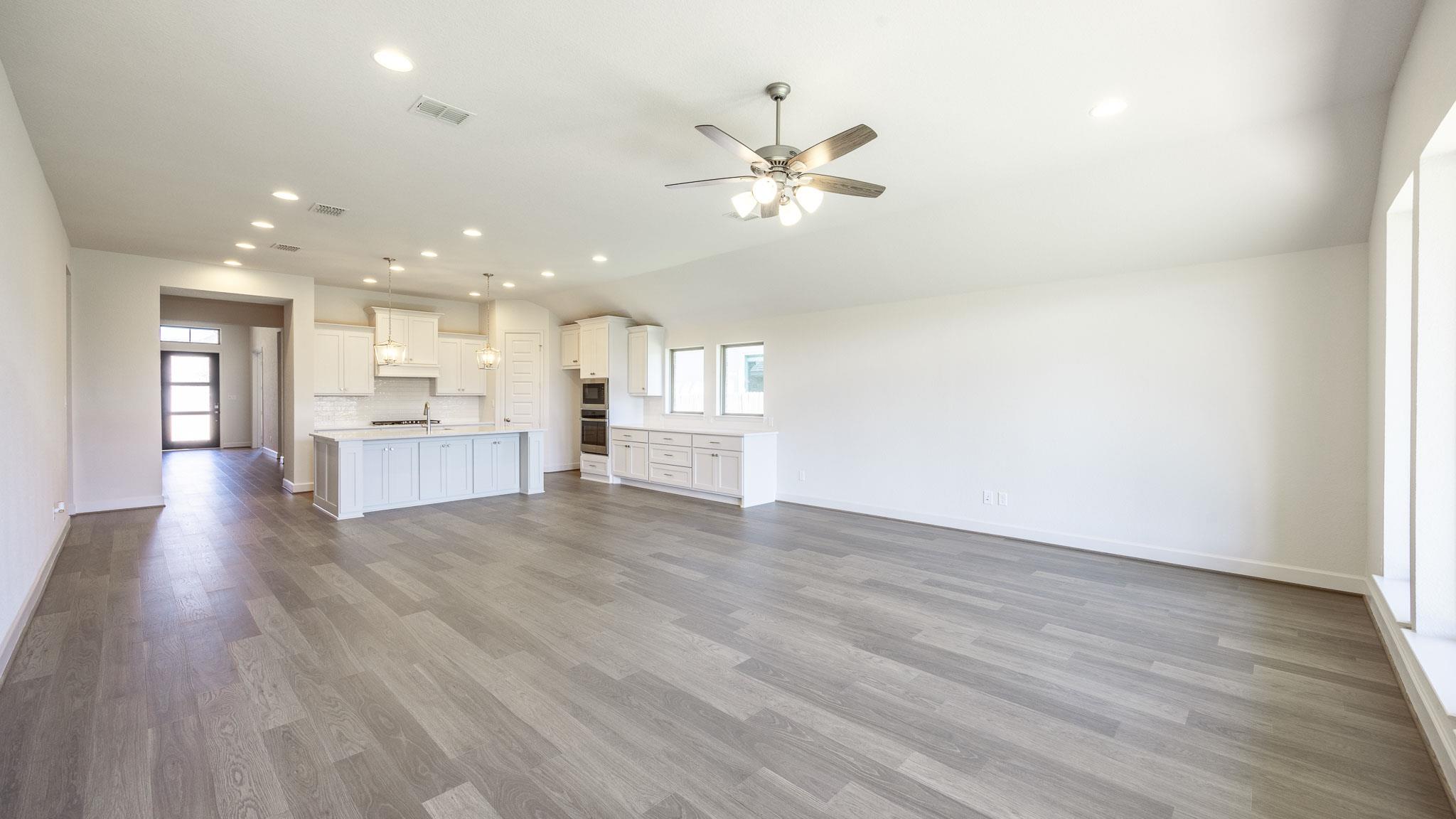 168 La Venta Loop, Liberty Hill, TX 78642