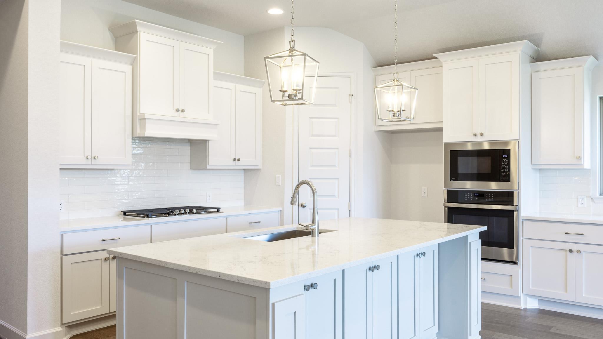 168 La Venta Loop, Liberty Hill, TX 78642