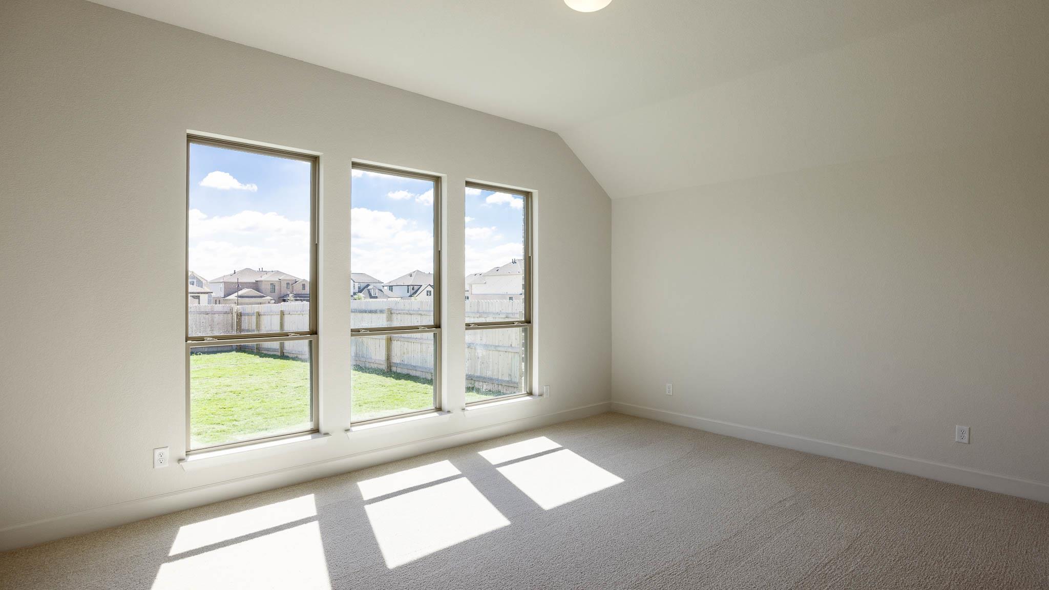 168 La Venta Loop, Liberty Hill, TX 78642