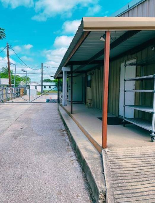 105 W Pecan St, Burnet, TX 78611