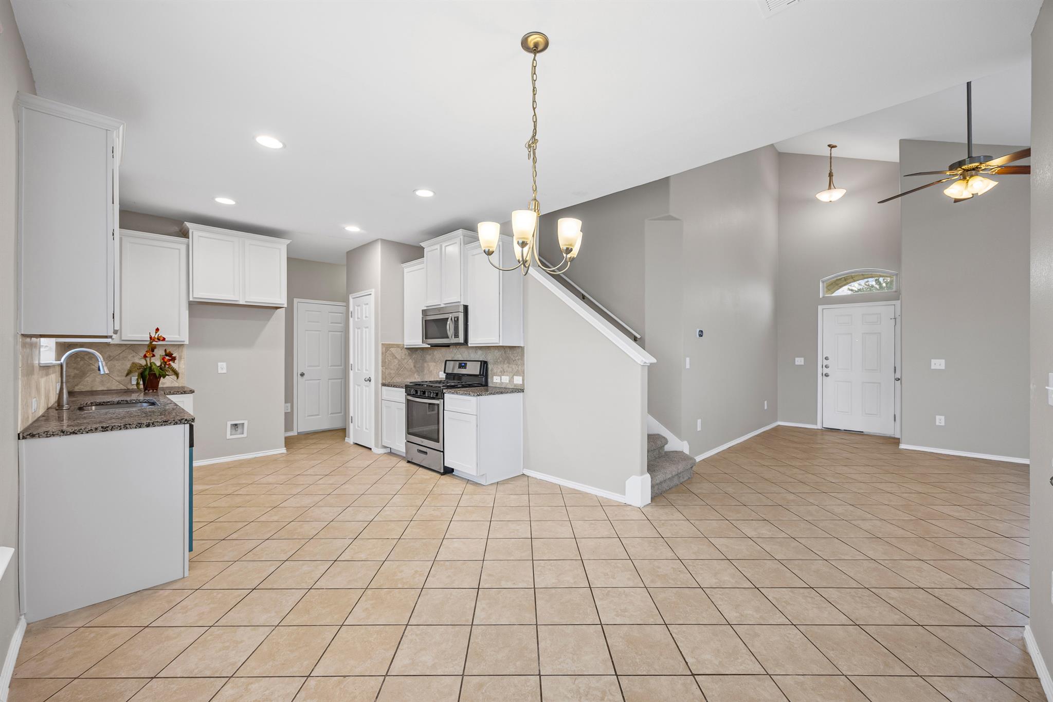 139 Diamondback Cv, Buda, TX 78610