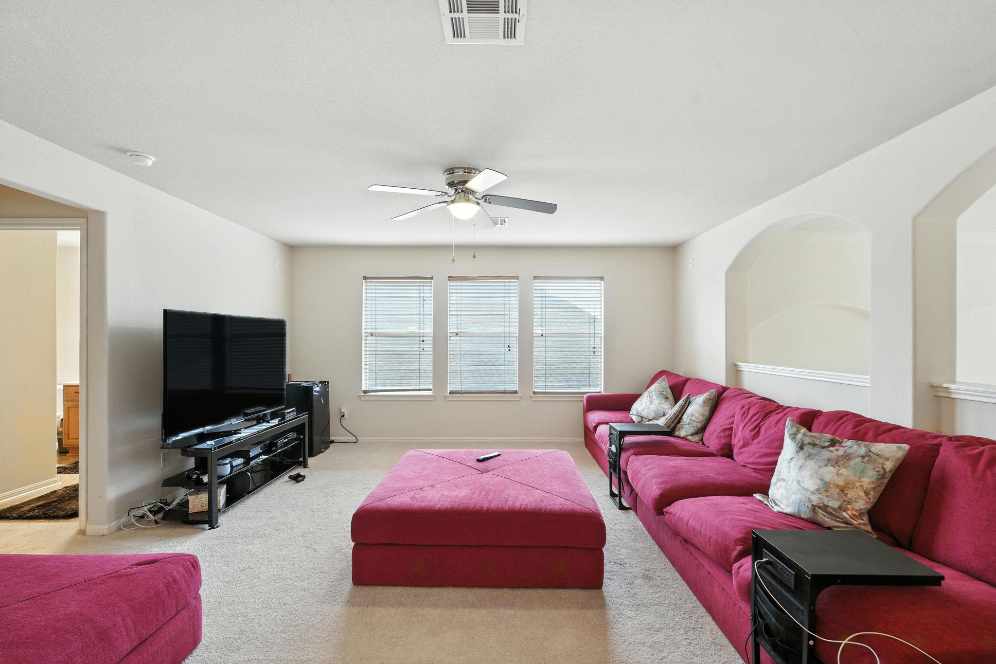 1802 Misty Ridge Dr, Leander, TX 78641