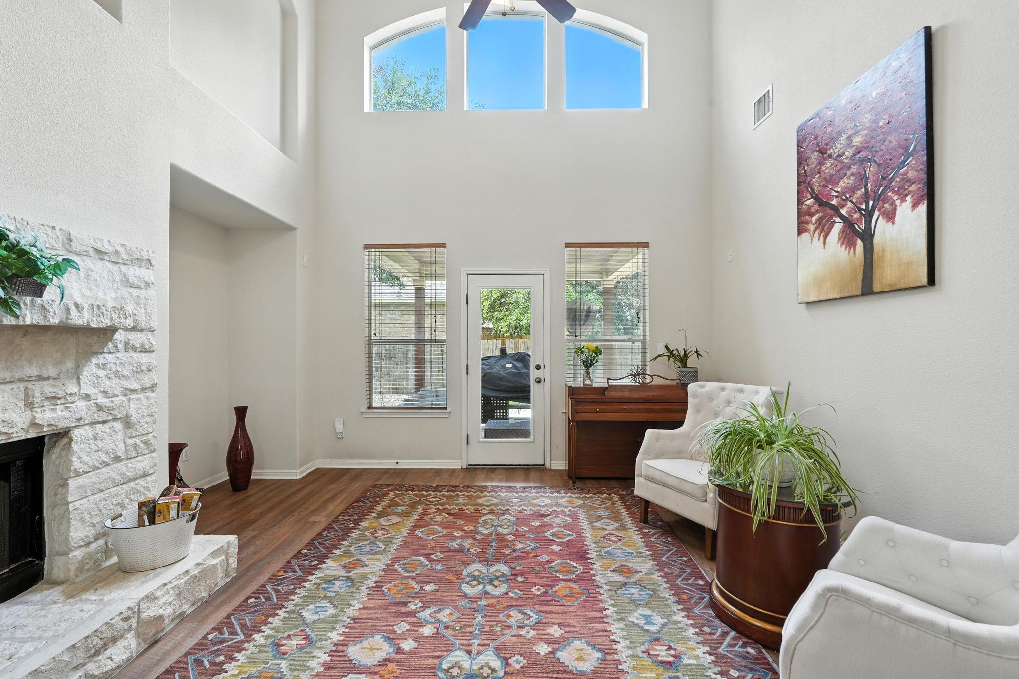 1802 Misty Ridge Dr, Leander, TX 78641