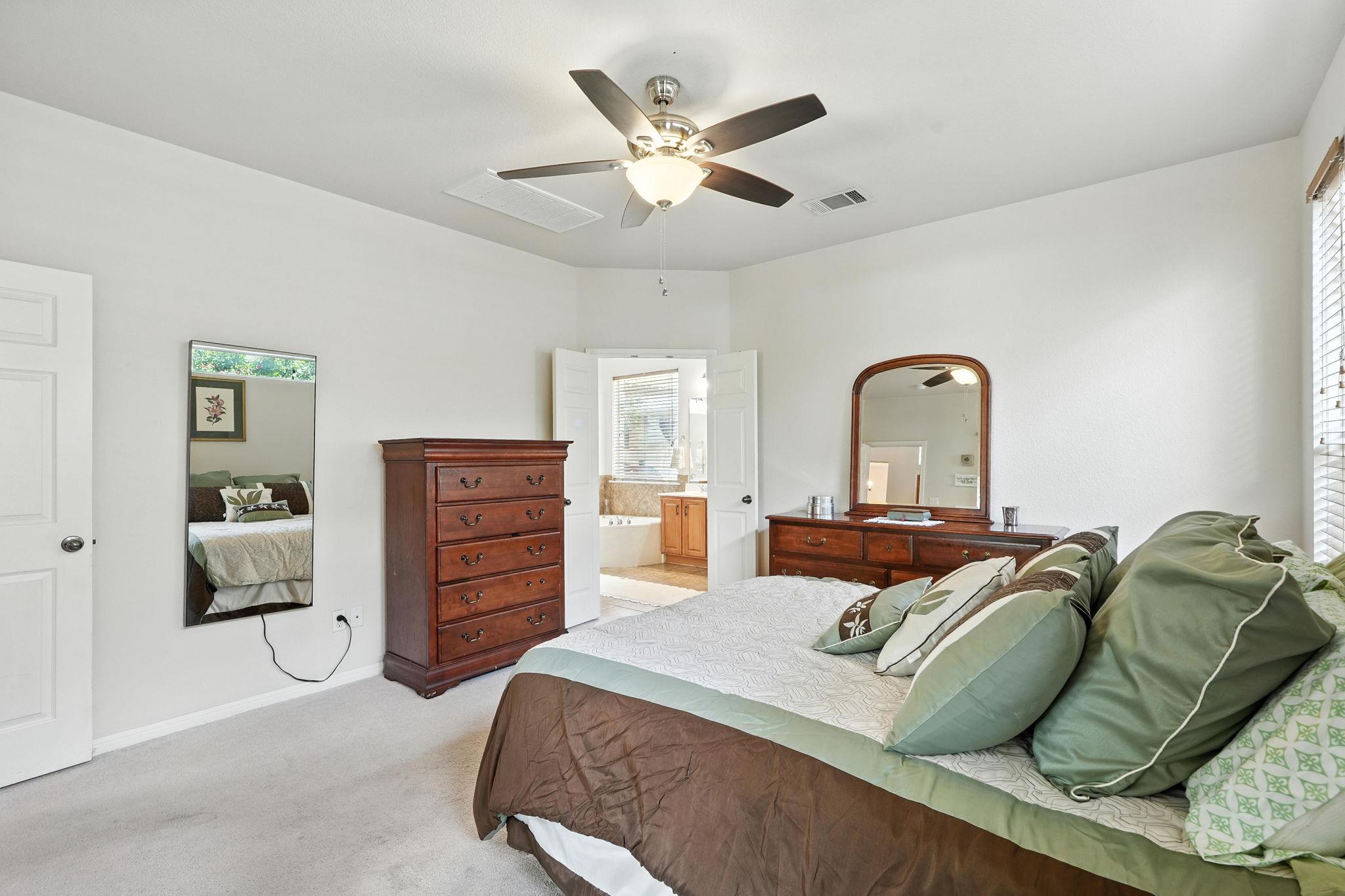 1802 Misty Ridge Dr, Leander, TX 78641