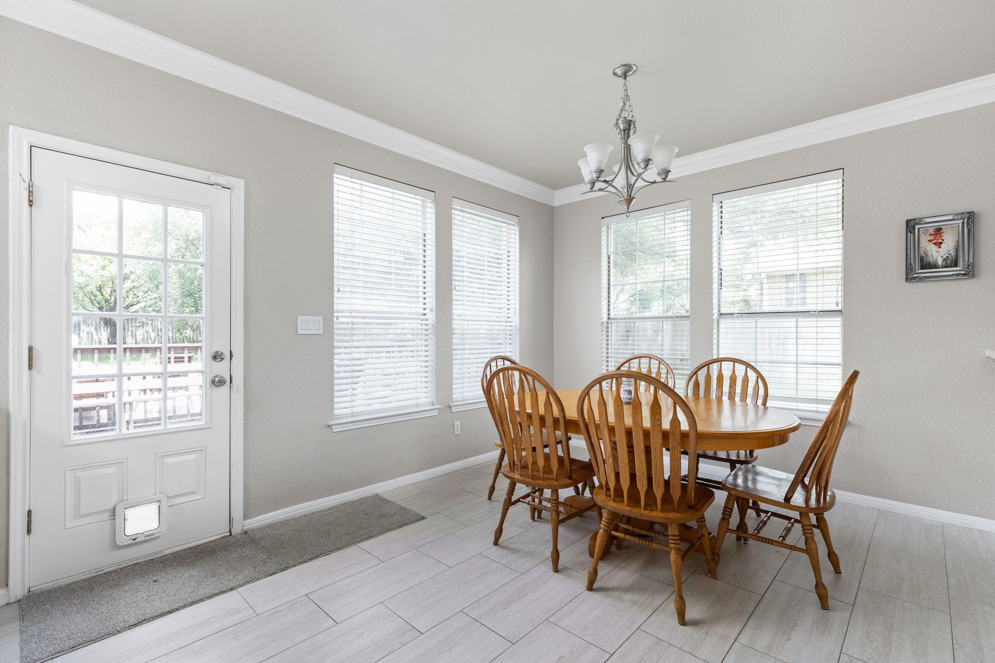 2400 Butler National Dr, Pflugerville, TX 78660