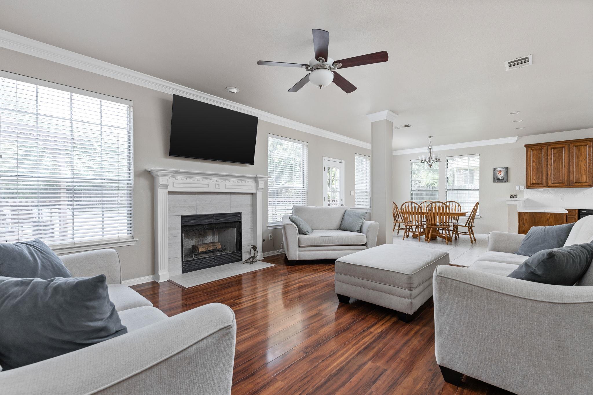 2400 Butler National Dr, Pflugerville, TX 78660