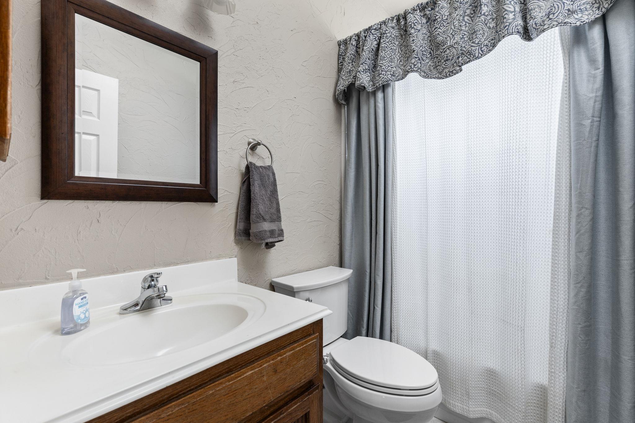 2400 Butler National Dr, Pflugerville, TX 78660